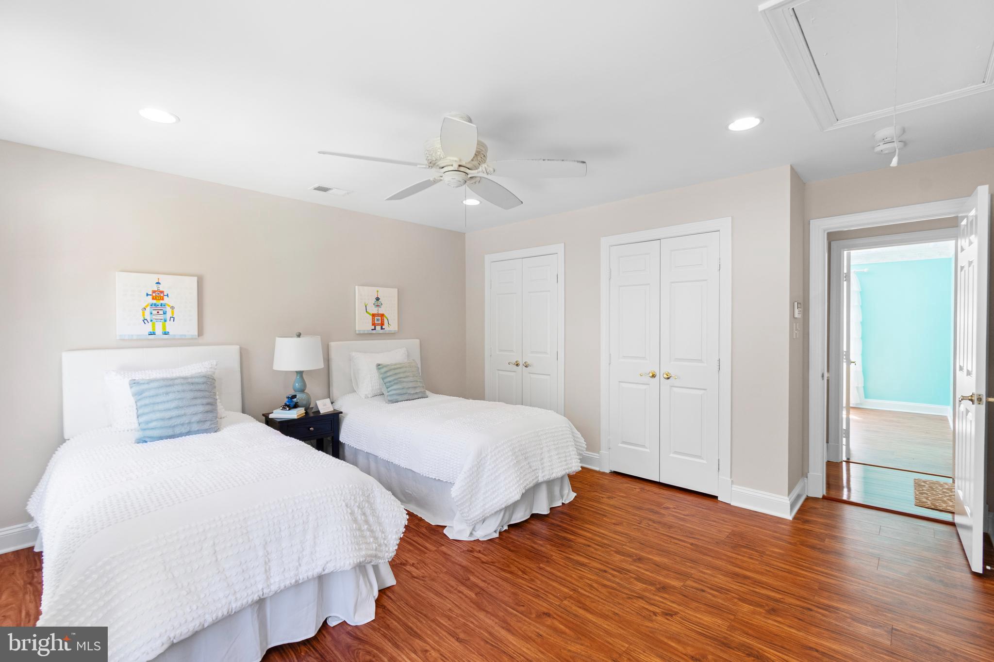 EAGLES PASSAGES - Residential