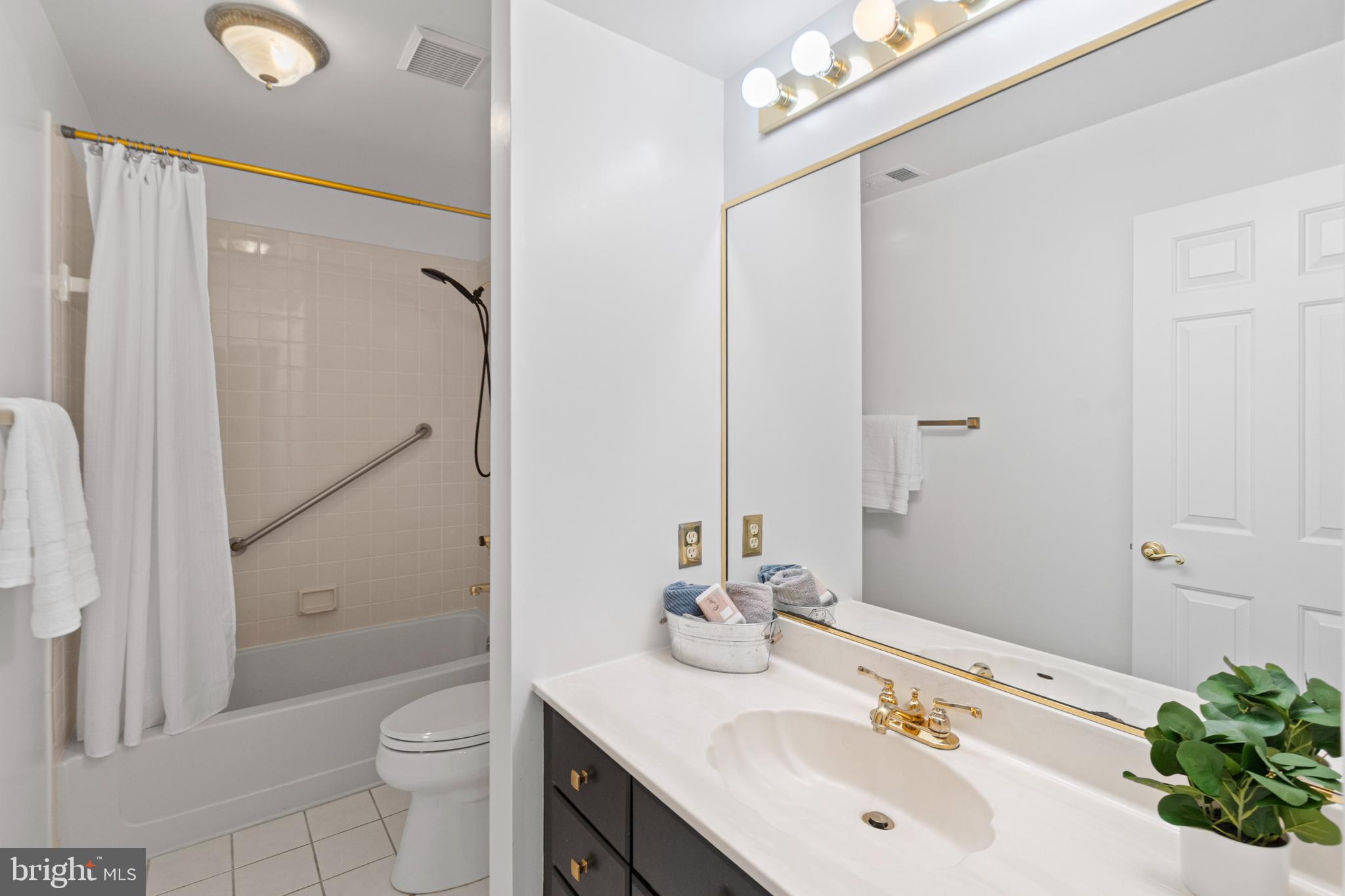 EAGLES PASSAGES - Residential