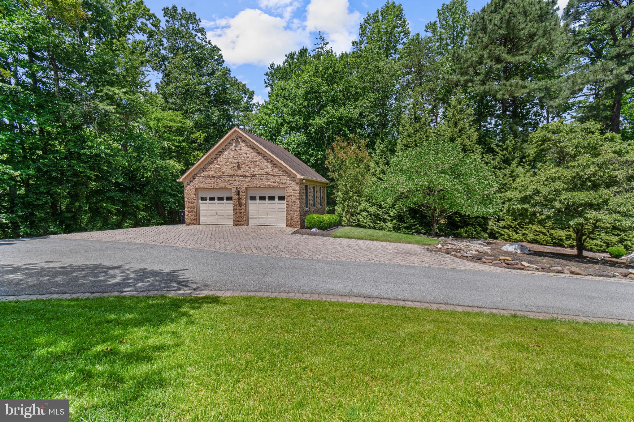 EAGLES PASSAGES - Residential