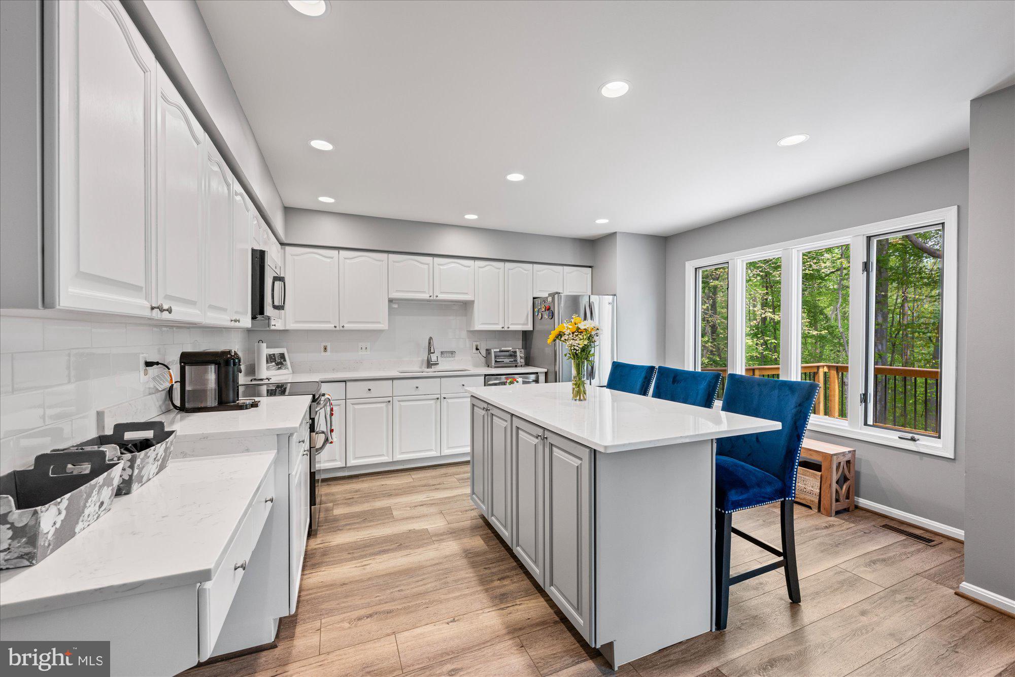 OLDE OAK RIDGE - Residential