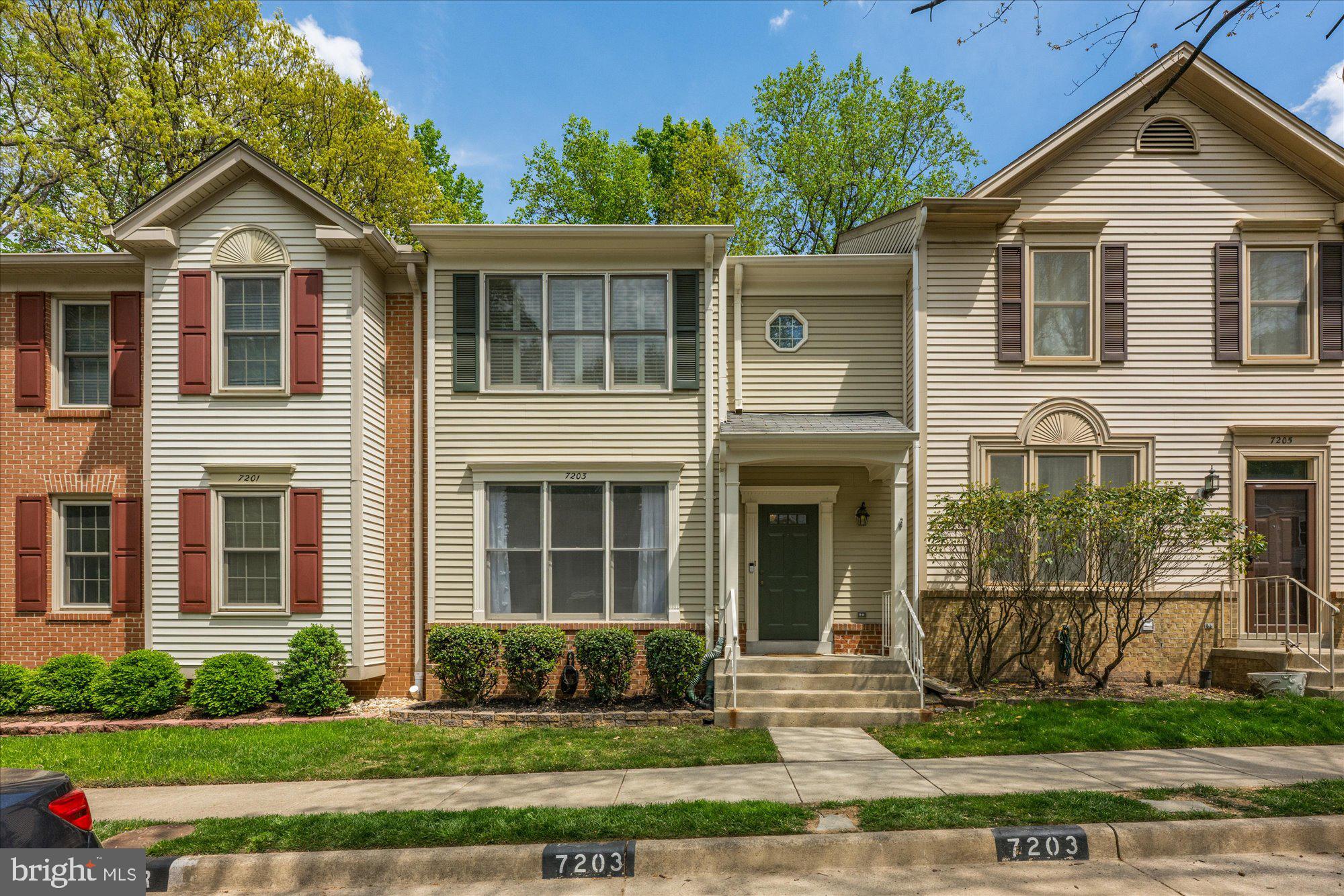 OLDE OAK RIDGE - Residential