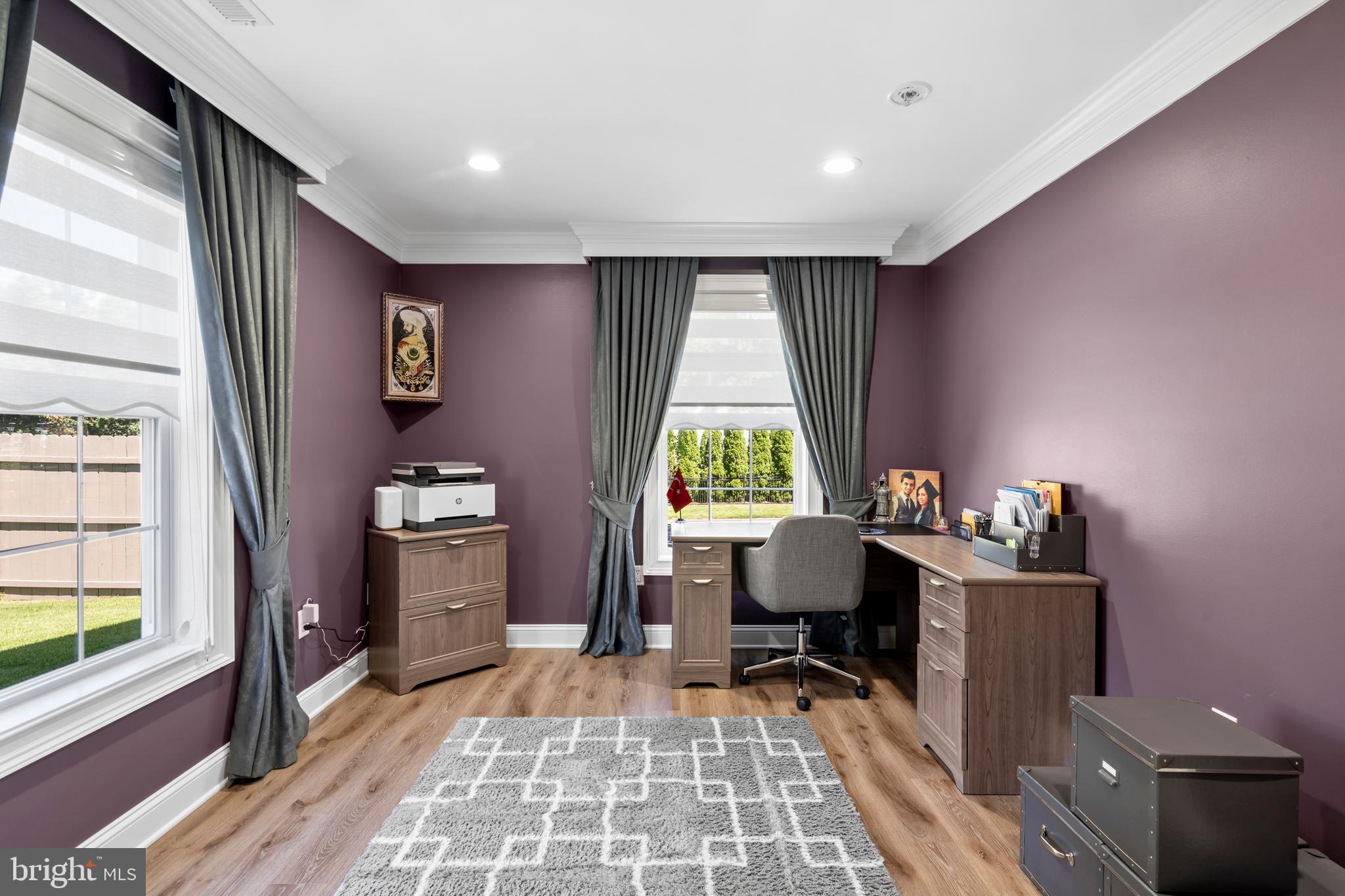 RED ROSE GATE - Residential