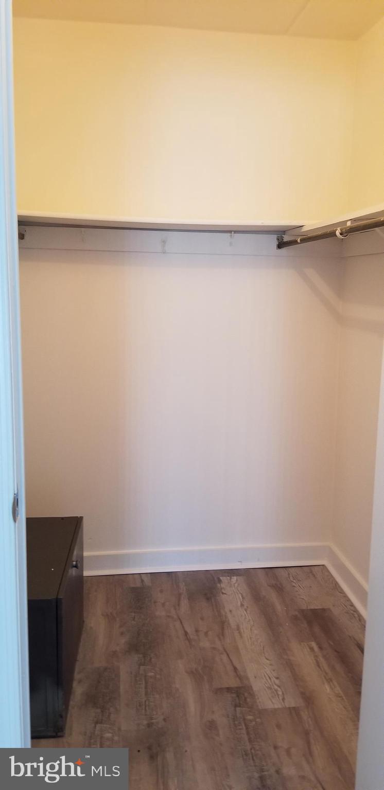 WESTCHESTER WEST - Residential Lease