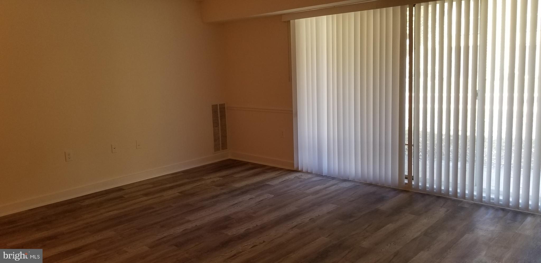 WESTCHESTER WEST - Residential Lease