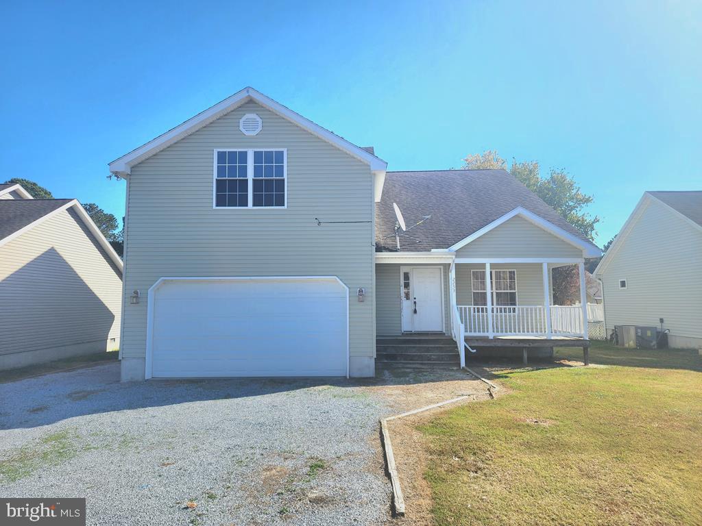 CAPTAIN'S COVE - Residential