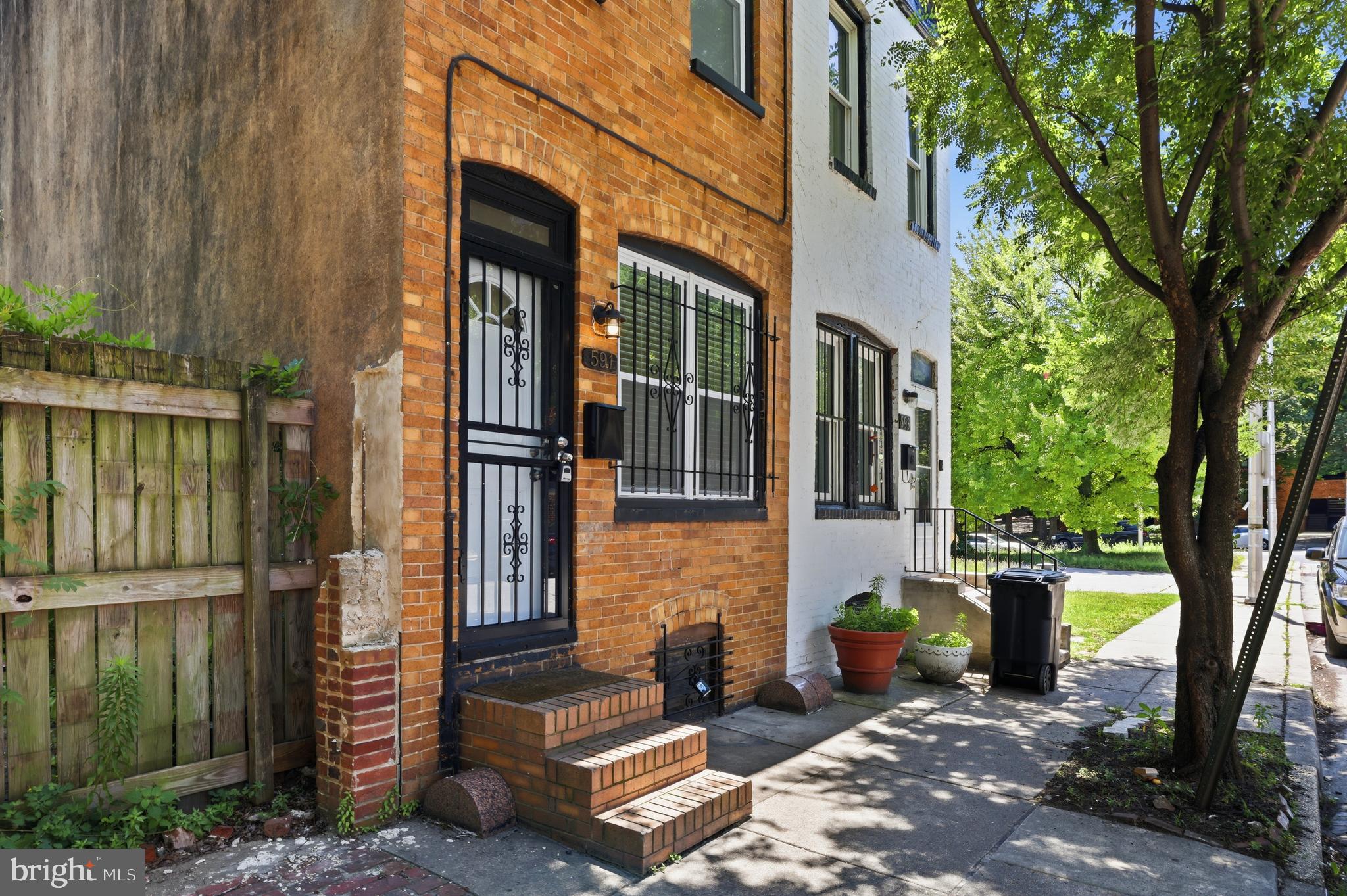 SETON HILL - Residential