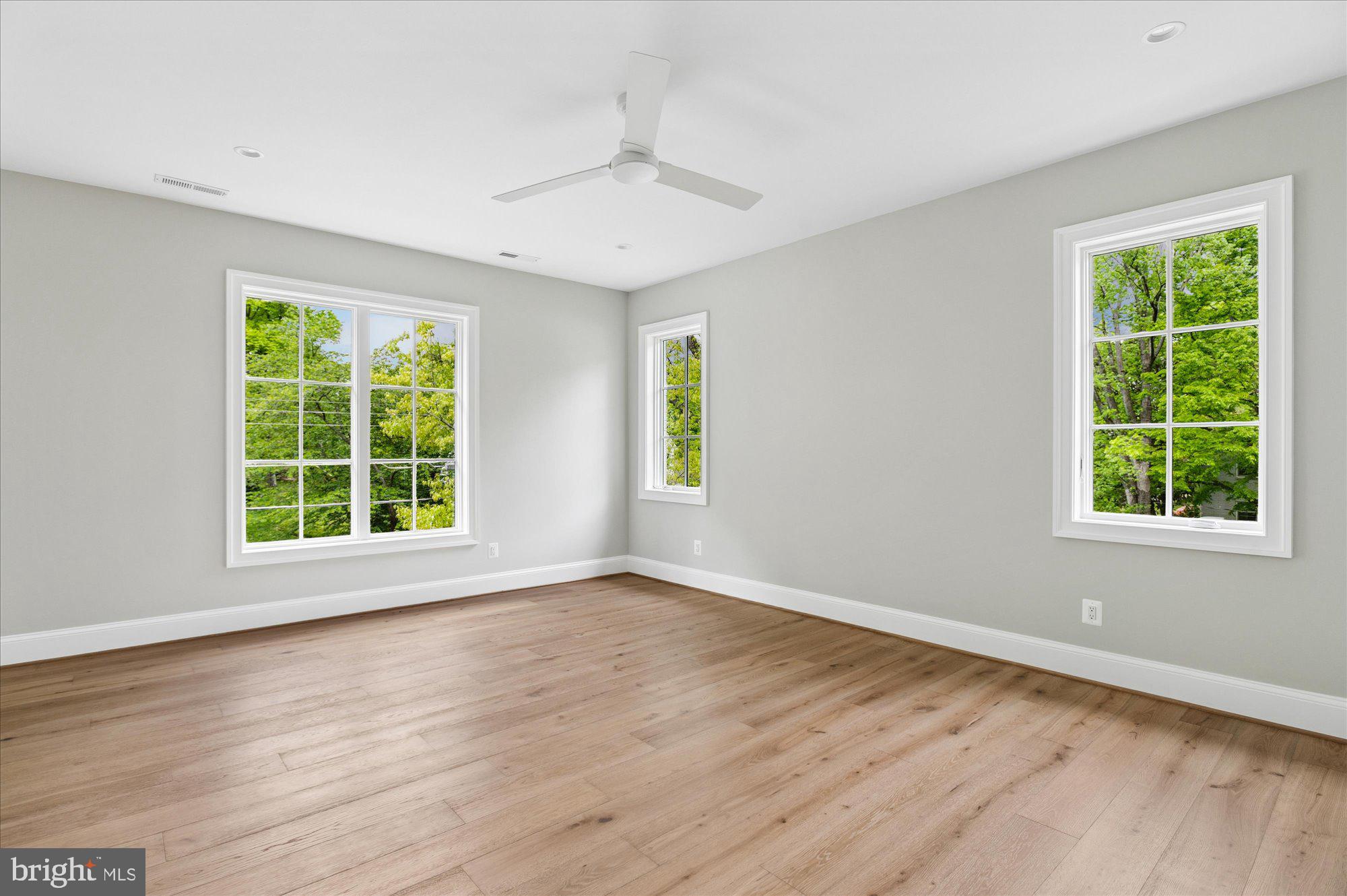 CHESTERBROOK WOODS - Residential