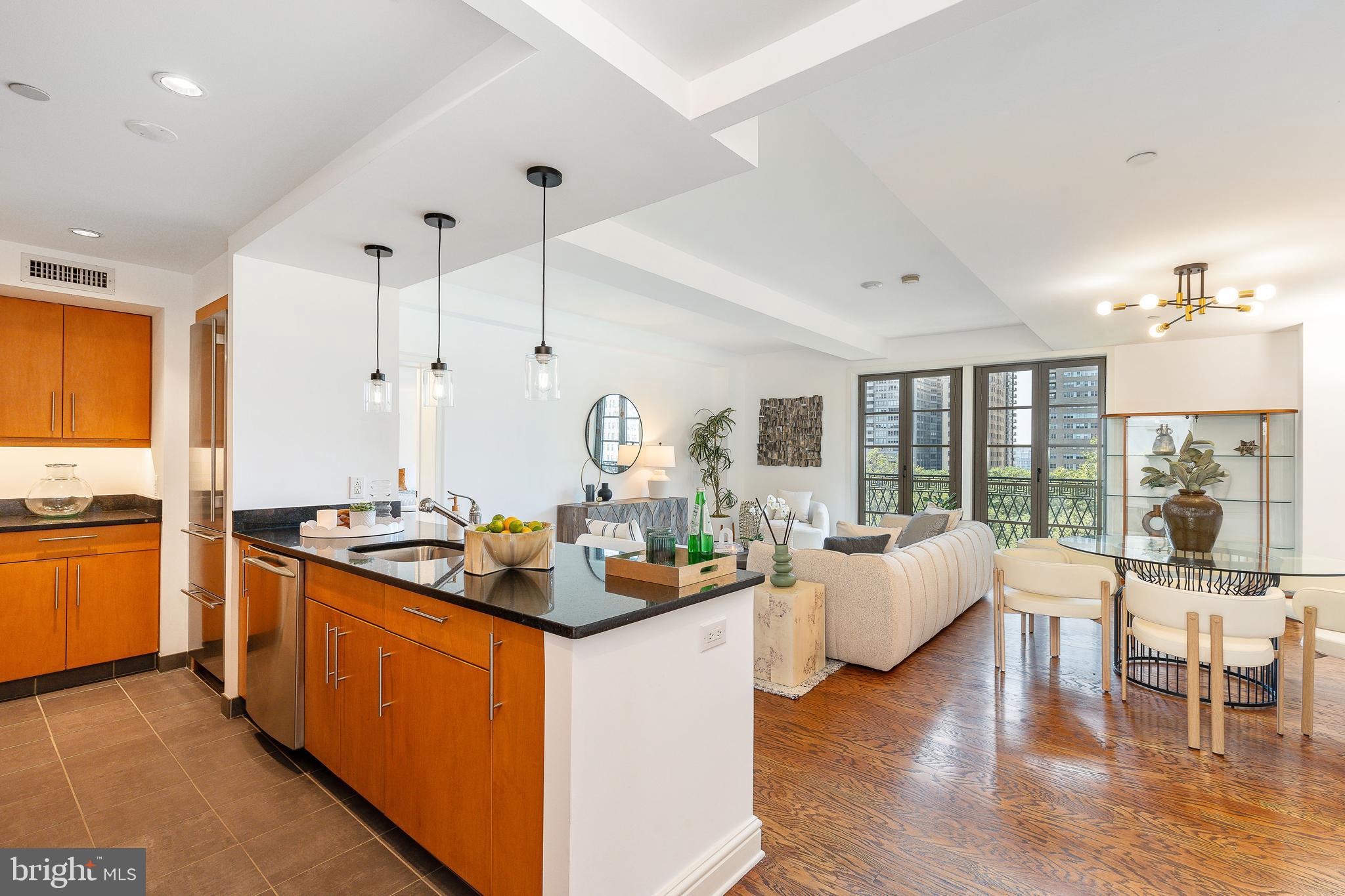 RITTENHOUSE SQUARE - Residential