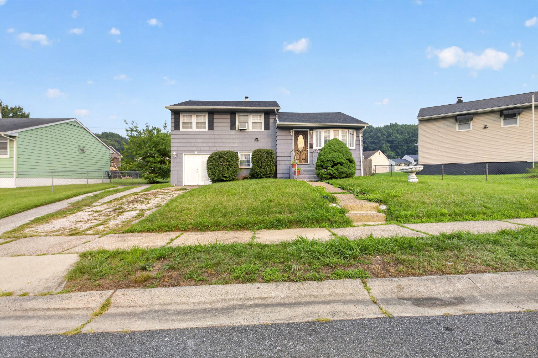 OVERVIEW GARDENS - Residential