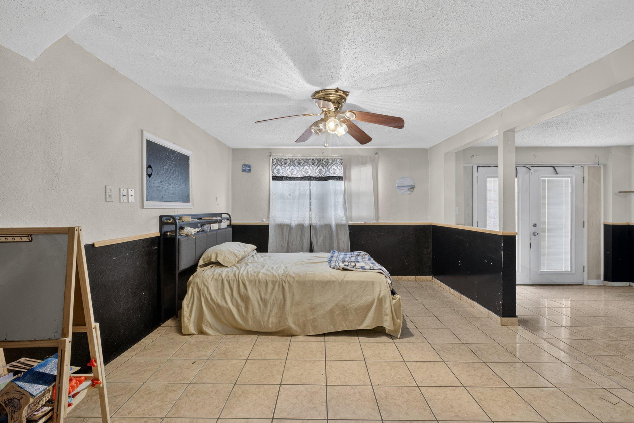 OVERVIEW GARDENS - Residential