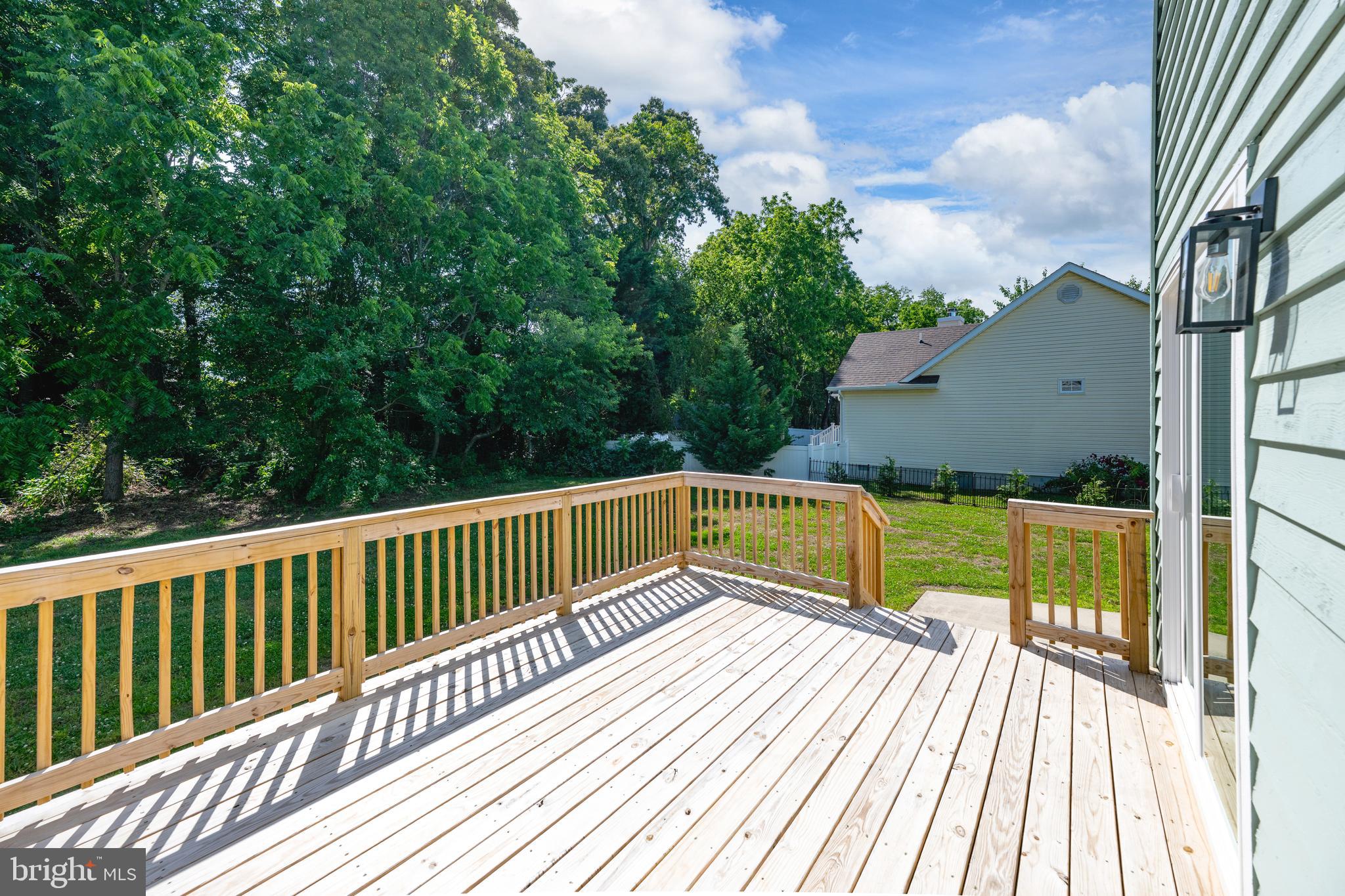 MAPLEWOOD - Residential