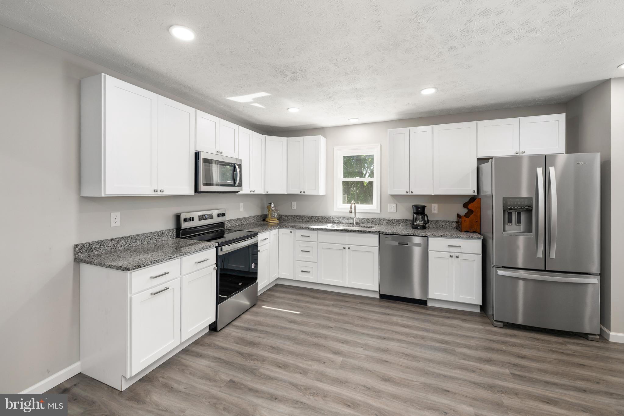 MAPLEWOOD - Residential