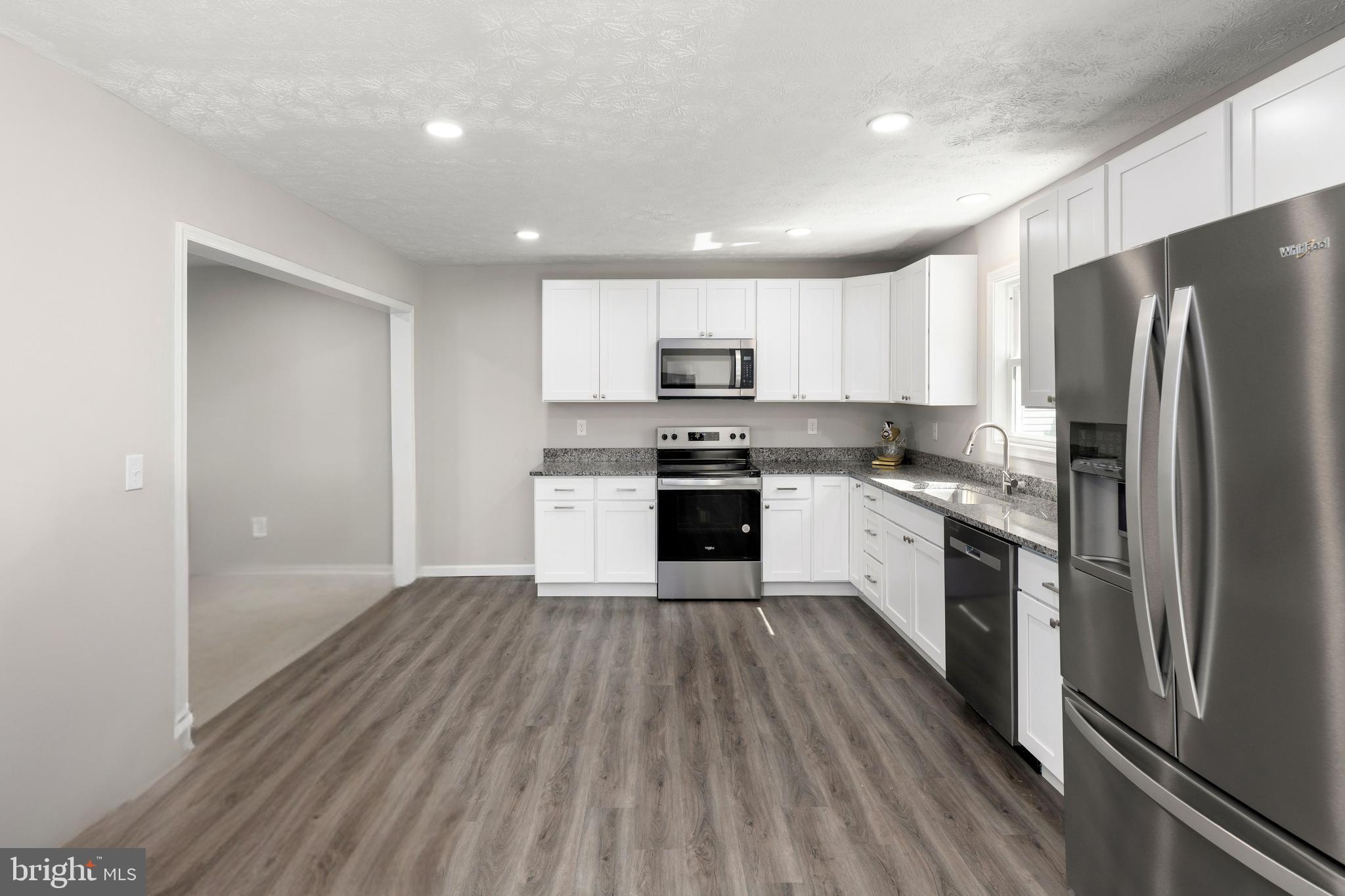 MAPLEWOOD - Residential