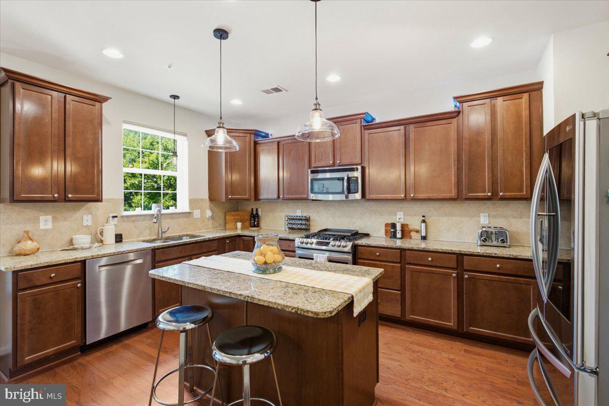 HIGHLAND FARMS - Residential