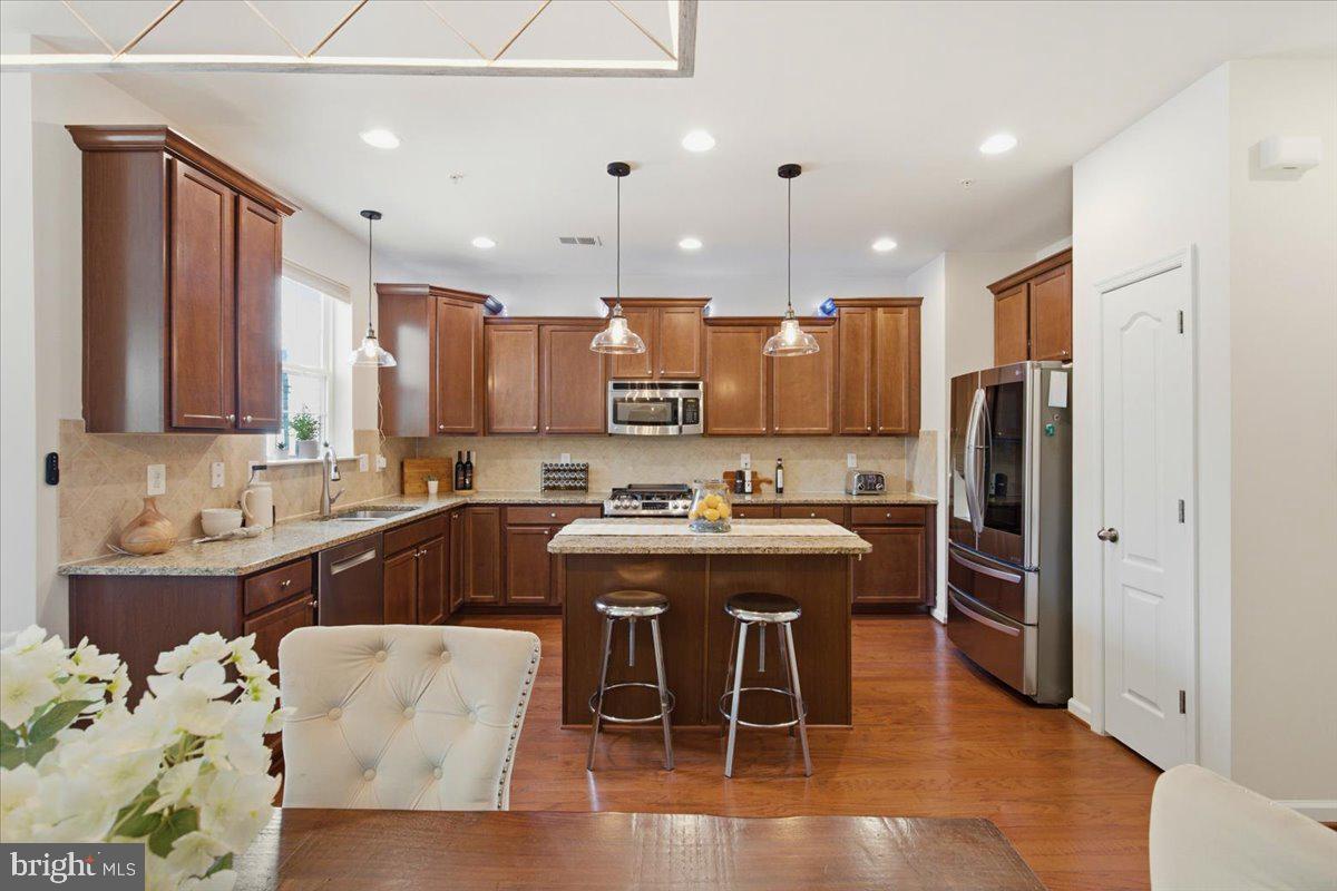 HIGHLAND FARMS - Residential