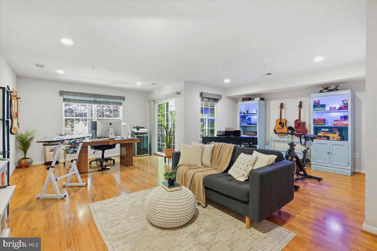 HIGHLAND FARMS - Residential
