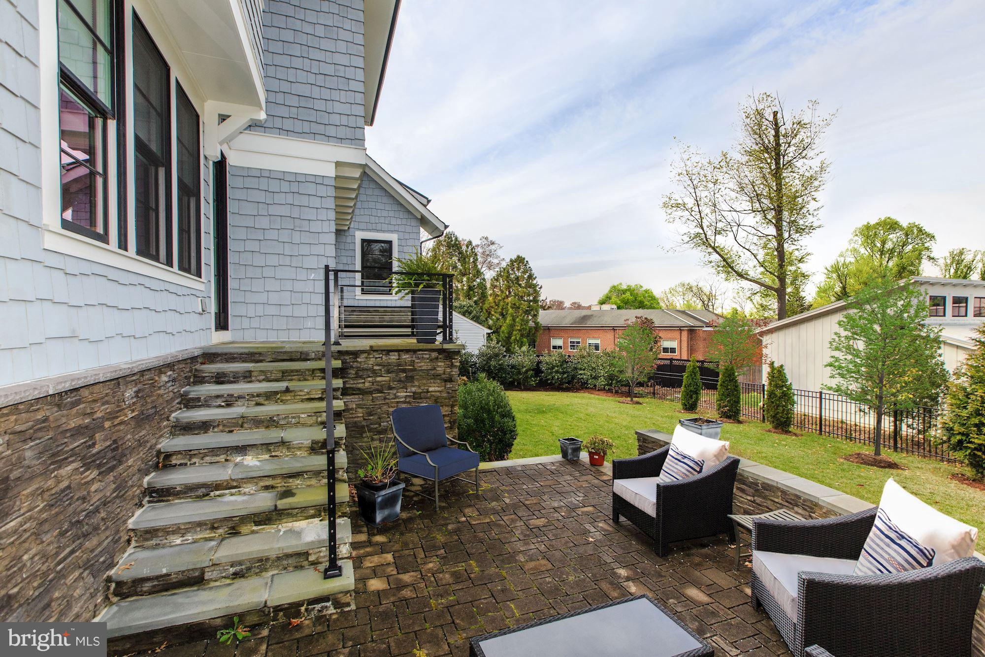NORTH ARLINGTON - Residential