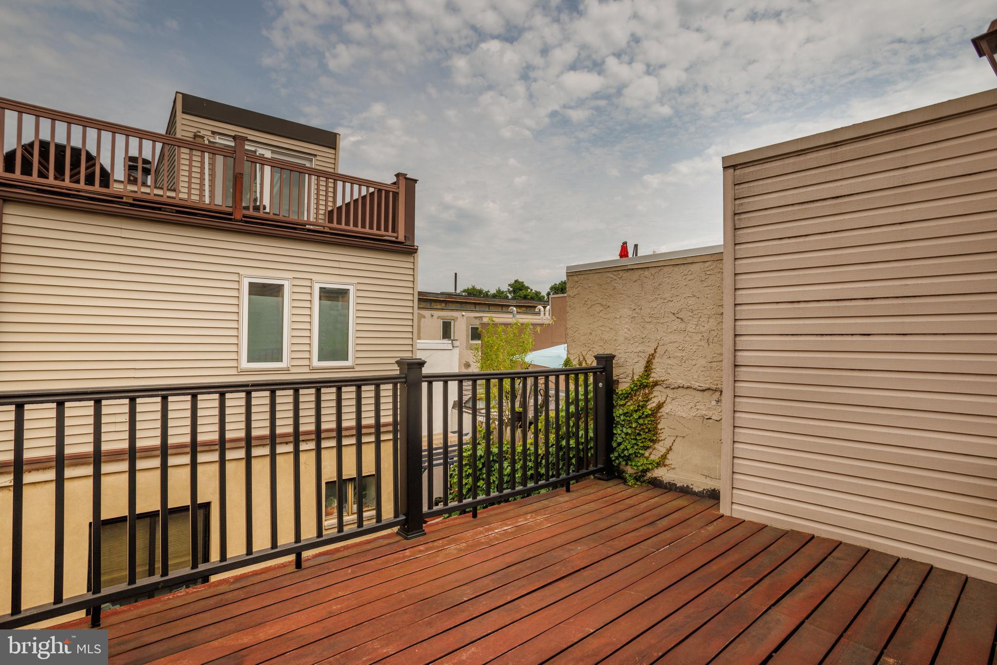 BELLA VISTA - Residential