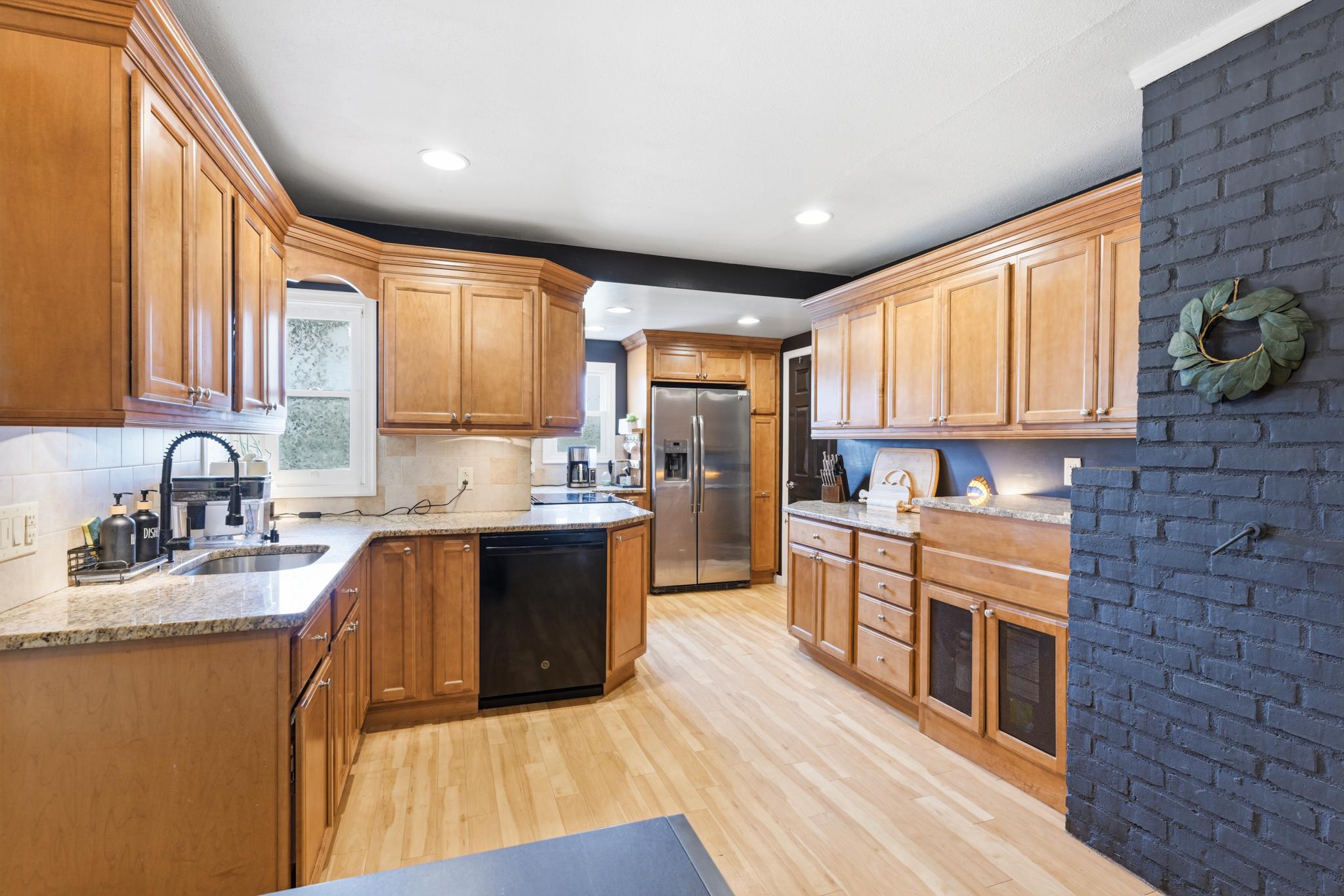 ELDERBERRY - Residential