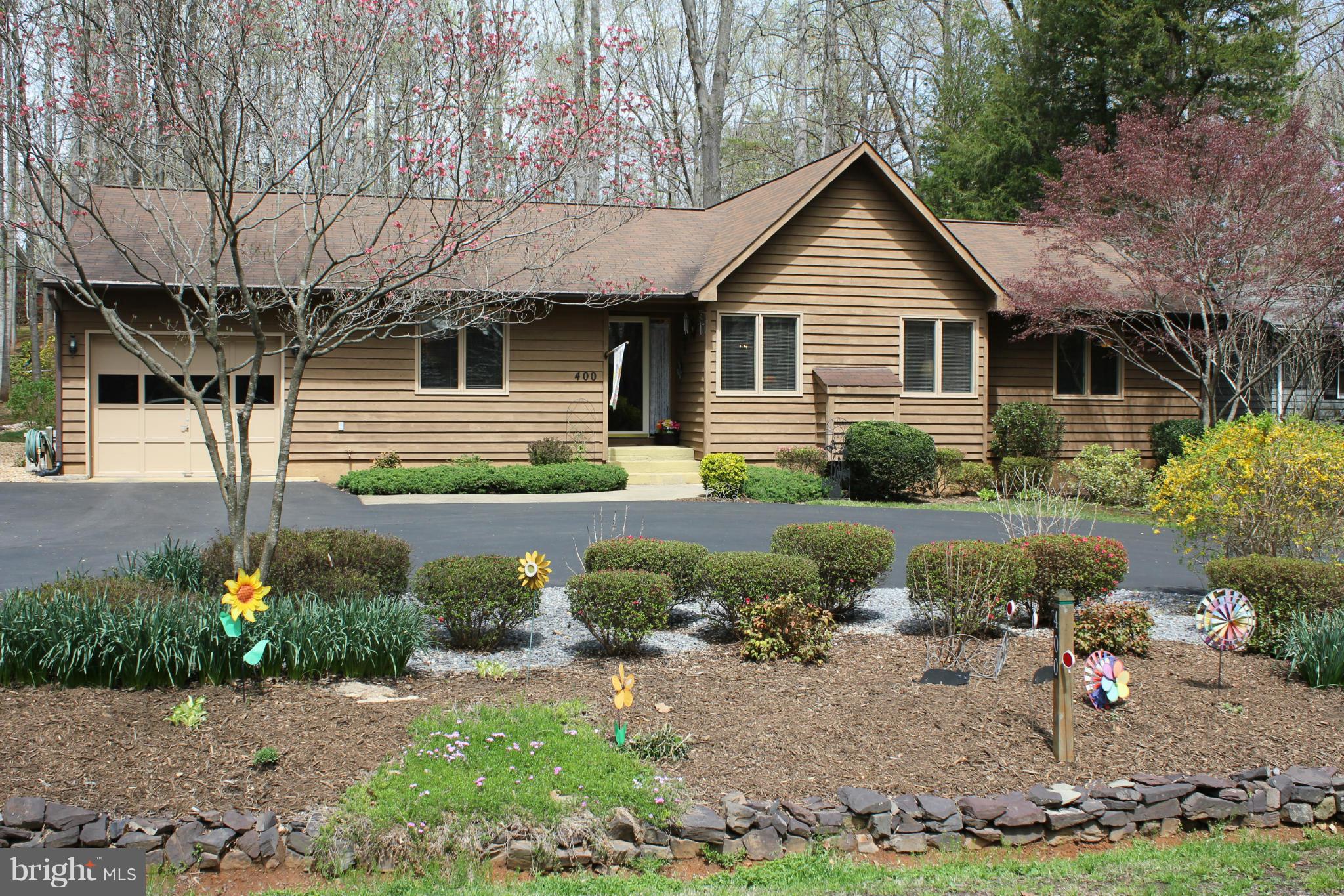 LAKE OF THE WOODS - Residential