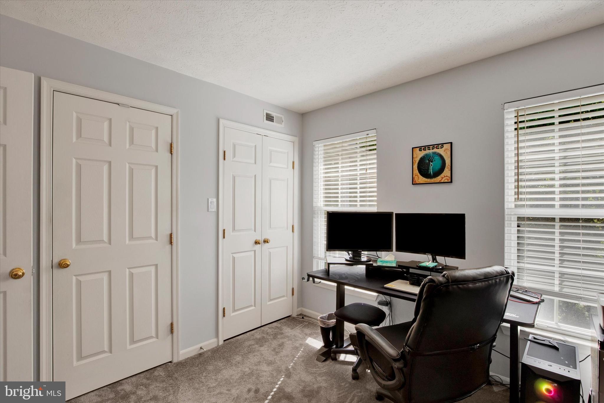 BRENTWOOD CONDO - Residential