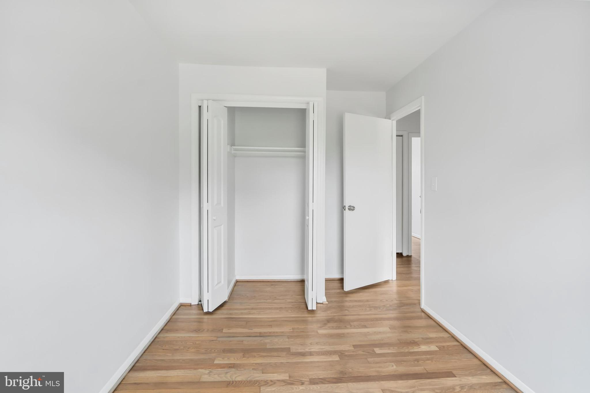 COUNTRY RIDGE - Residential