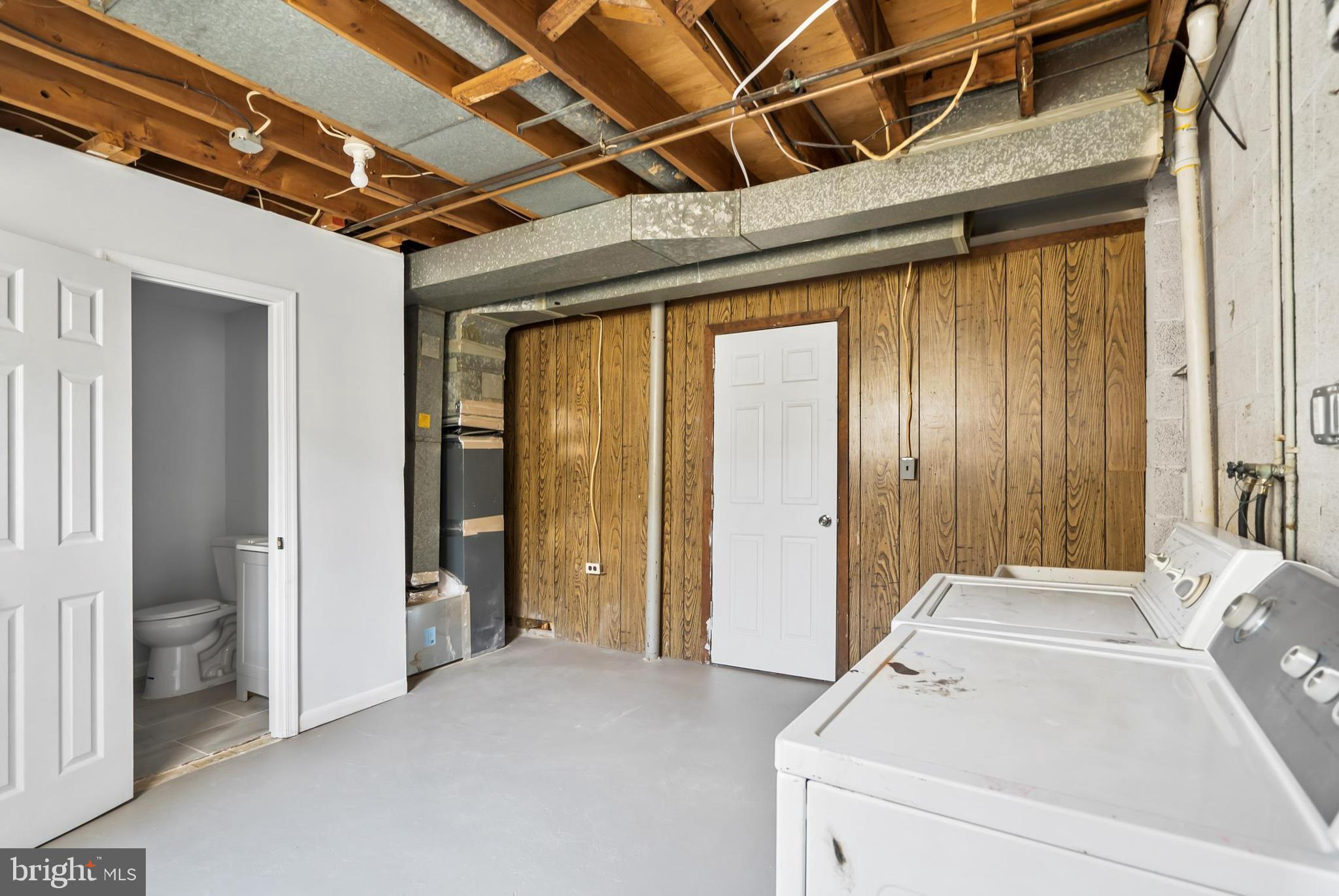 COUNTRY RIDGE - Residential