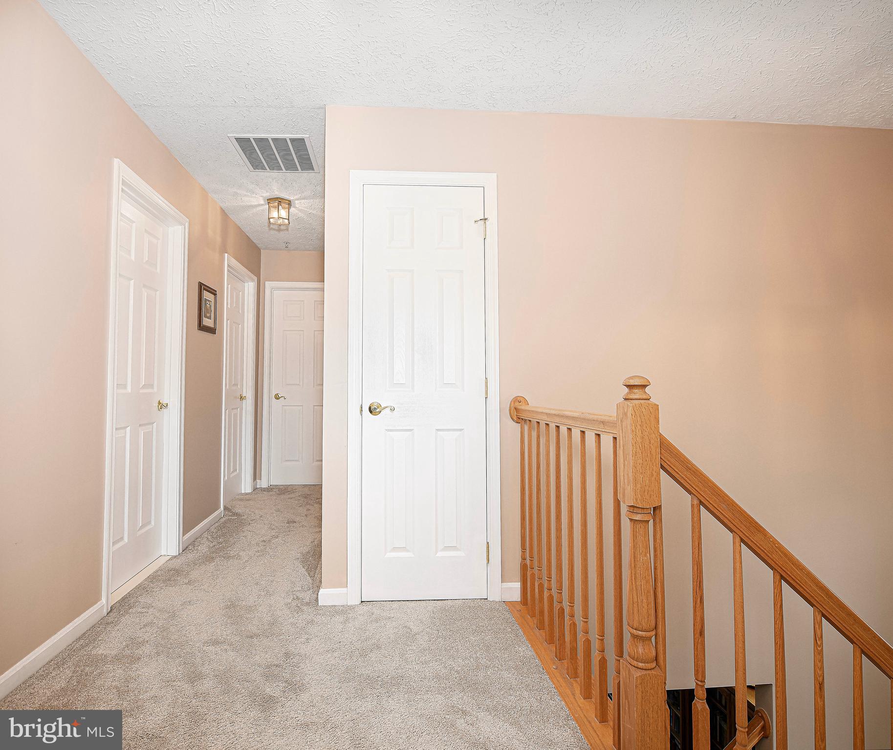 DEER SPRING - Residential