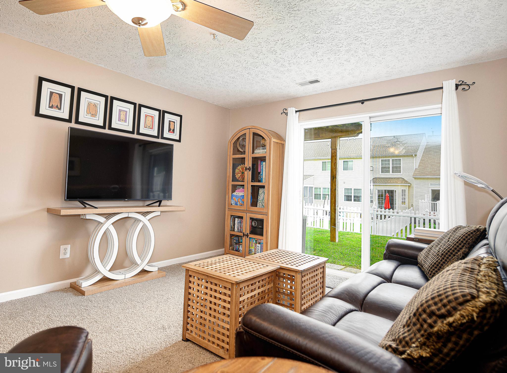DEER SPRING - Residential