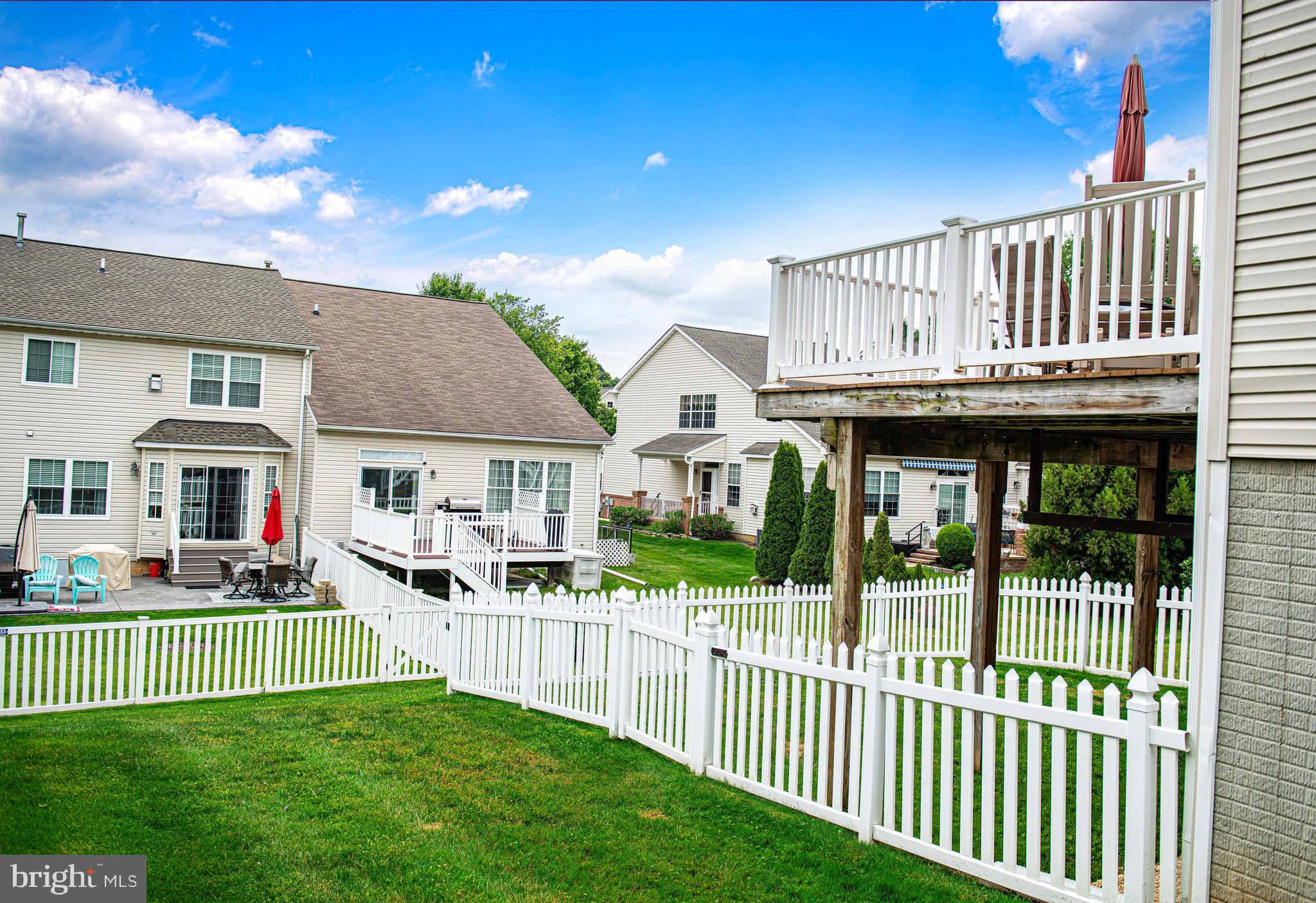 DEER SPRING - Residential