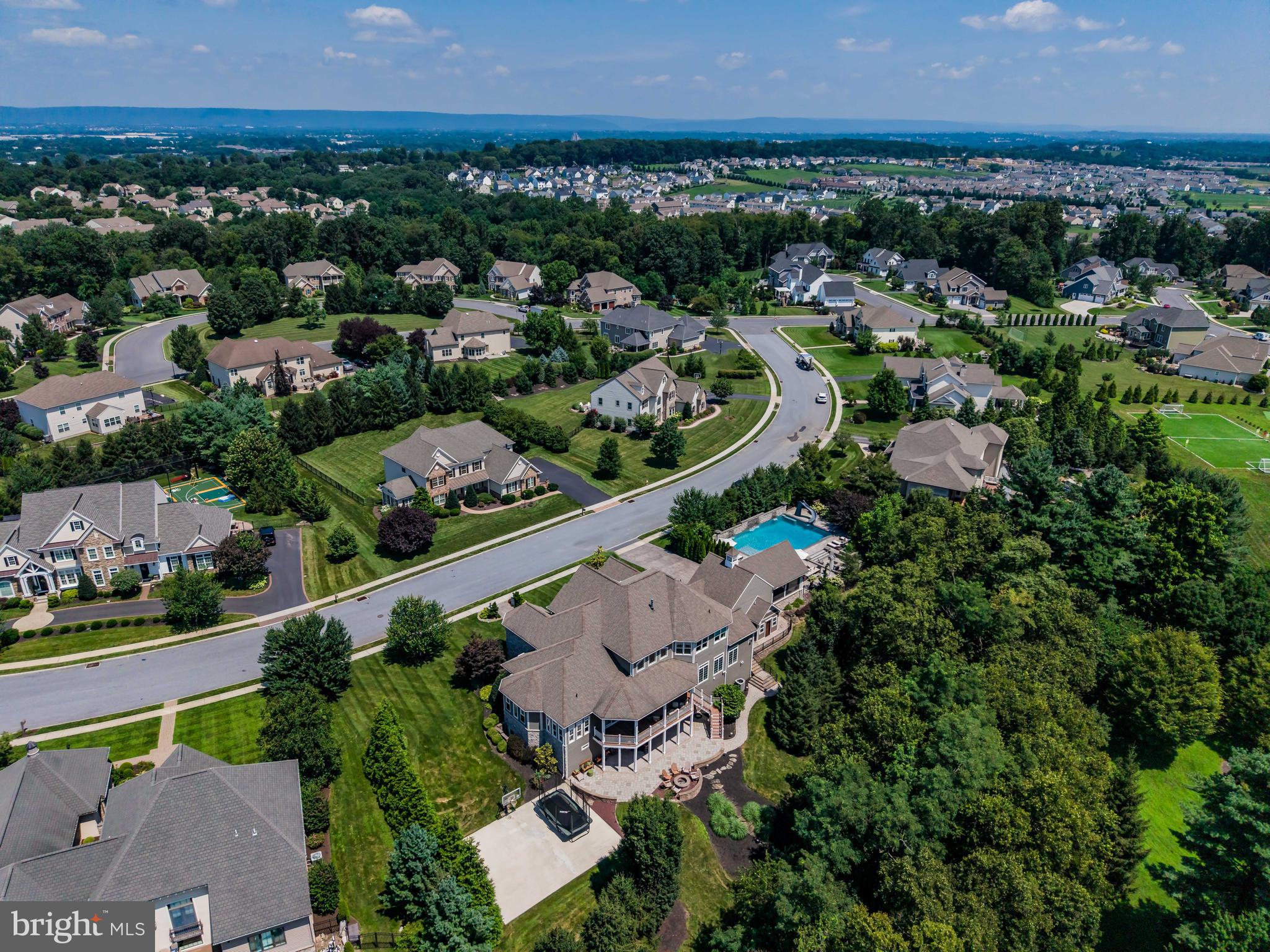 BRAEBURN ESTATES - Residential