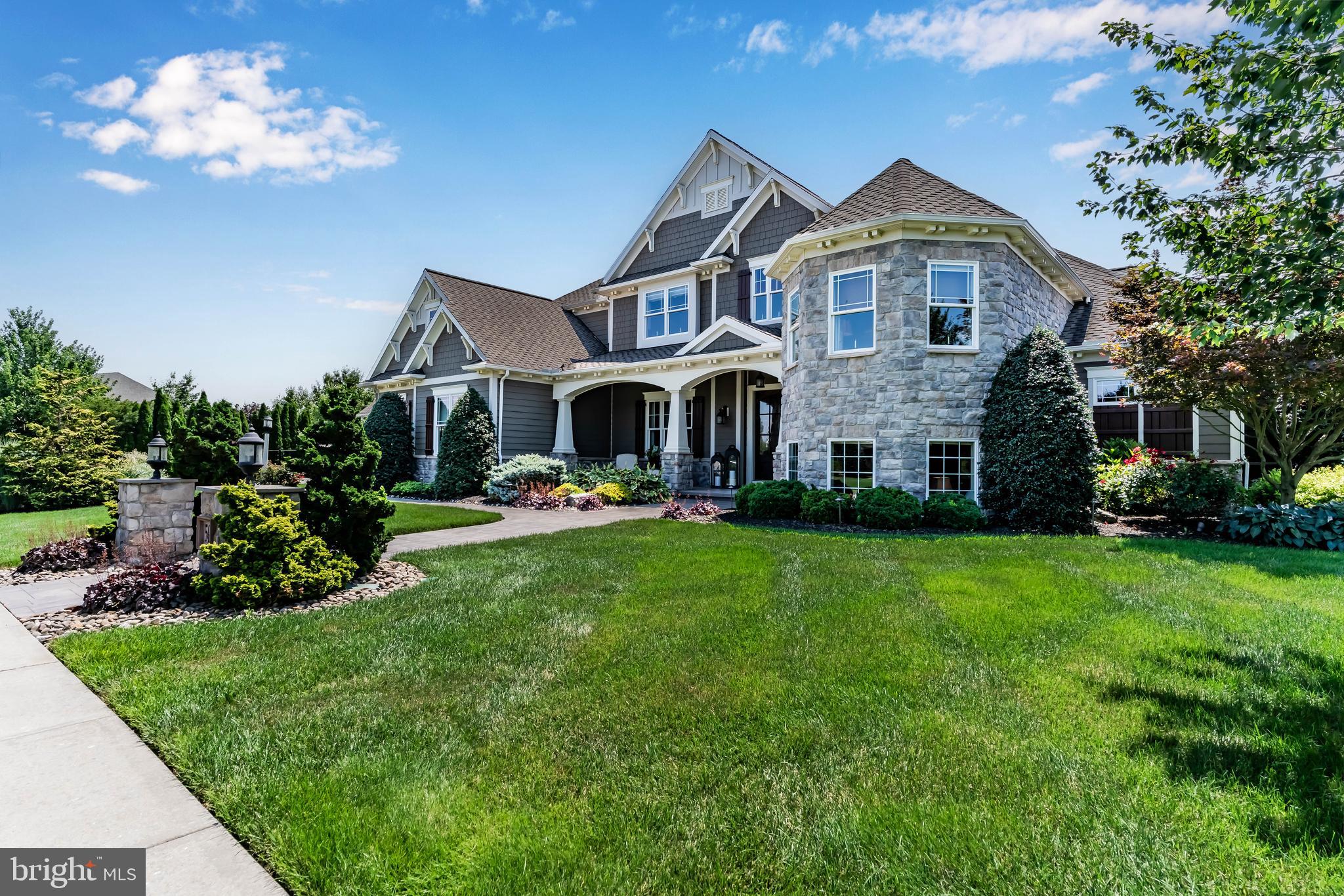 BRAEBURN ESTATES - Residential