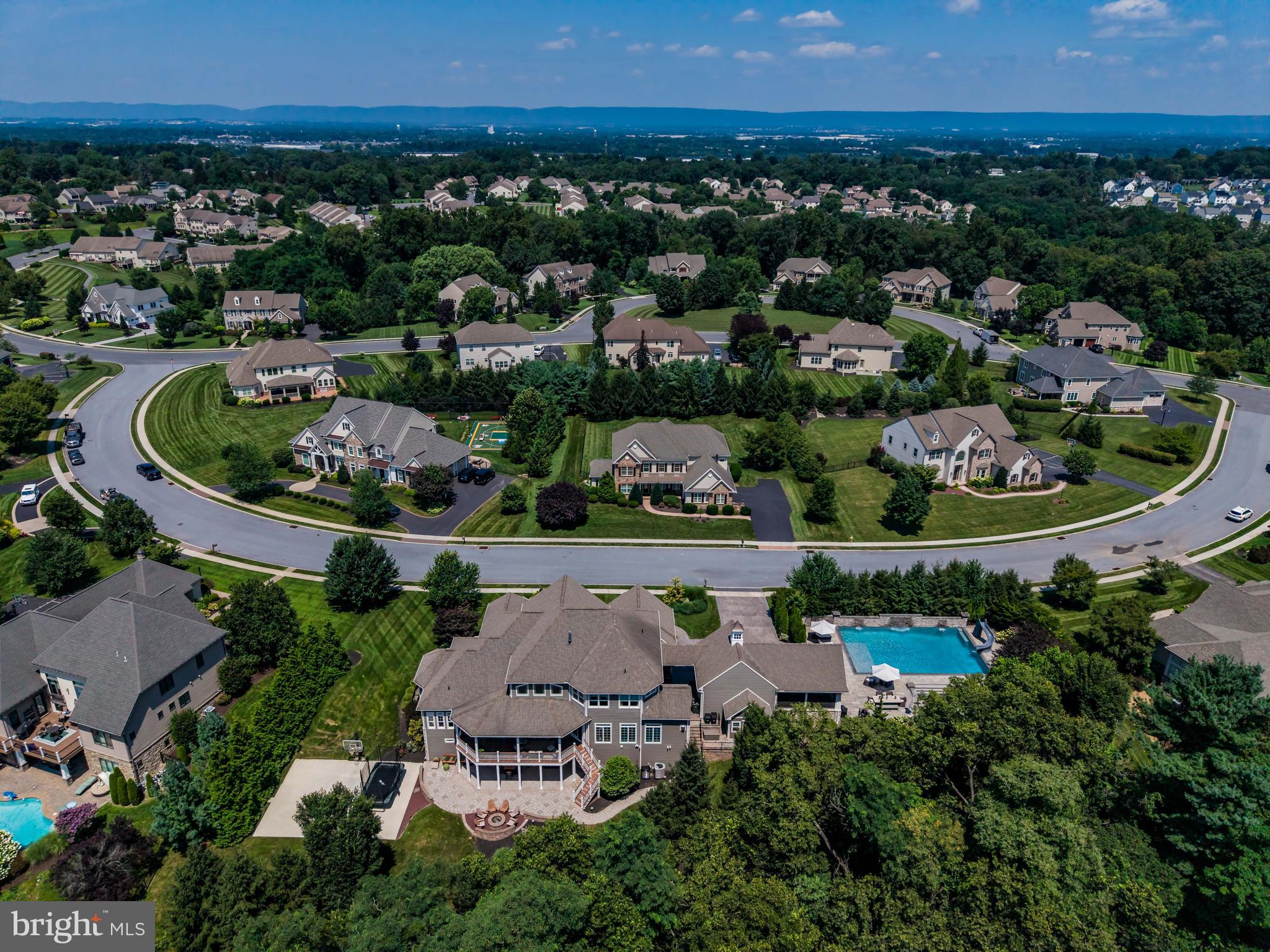 BRAEBURN ESTATES - Residential