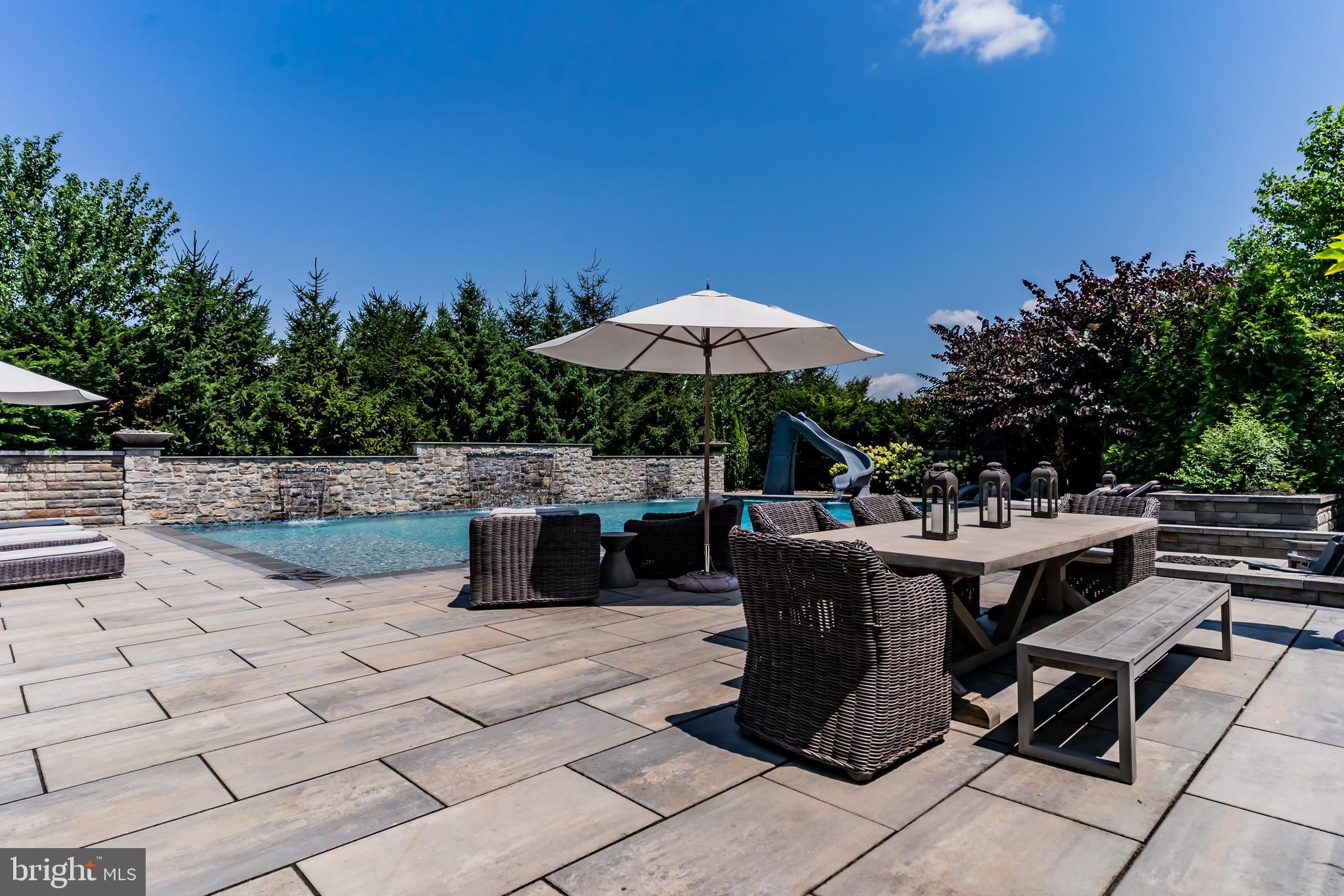 BRAEBURN ESTATES - Residential