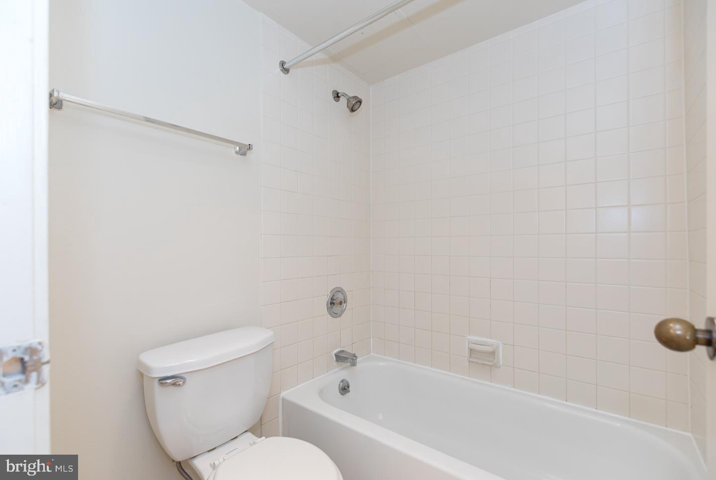 RITTENHOUSE SQUARE - Residential Lease