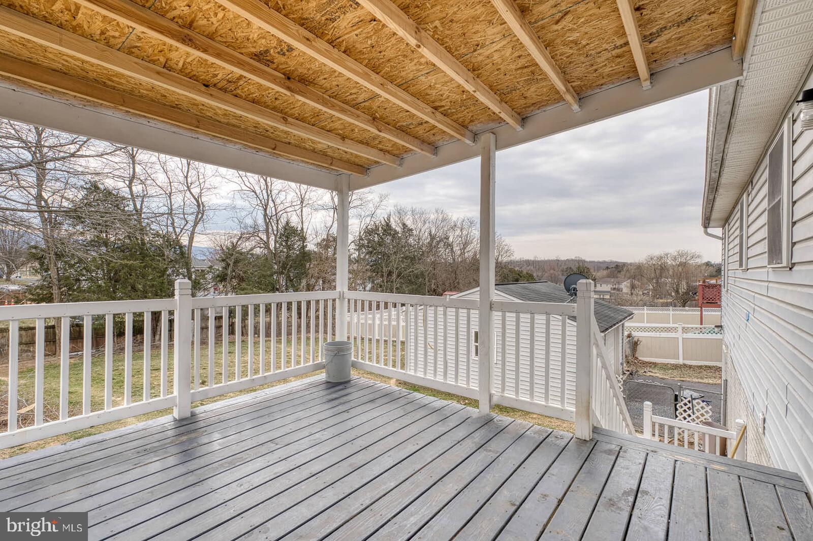 THE MEADOWS AT STRASBURG - Residential