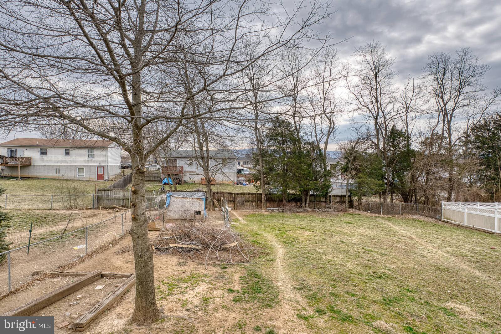 THE MEADOWS AT STRASBURG - Residential