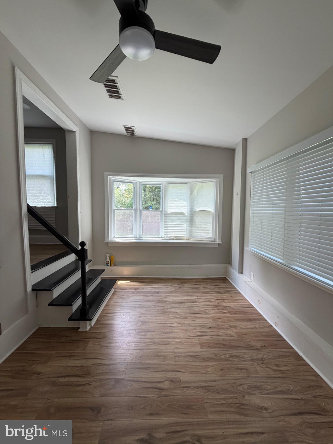 WALNUT HILL - Residential