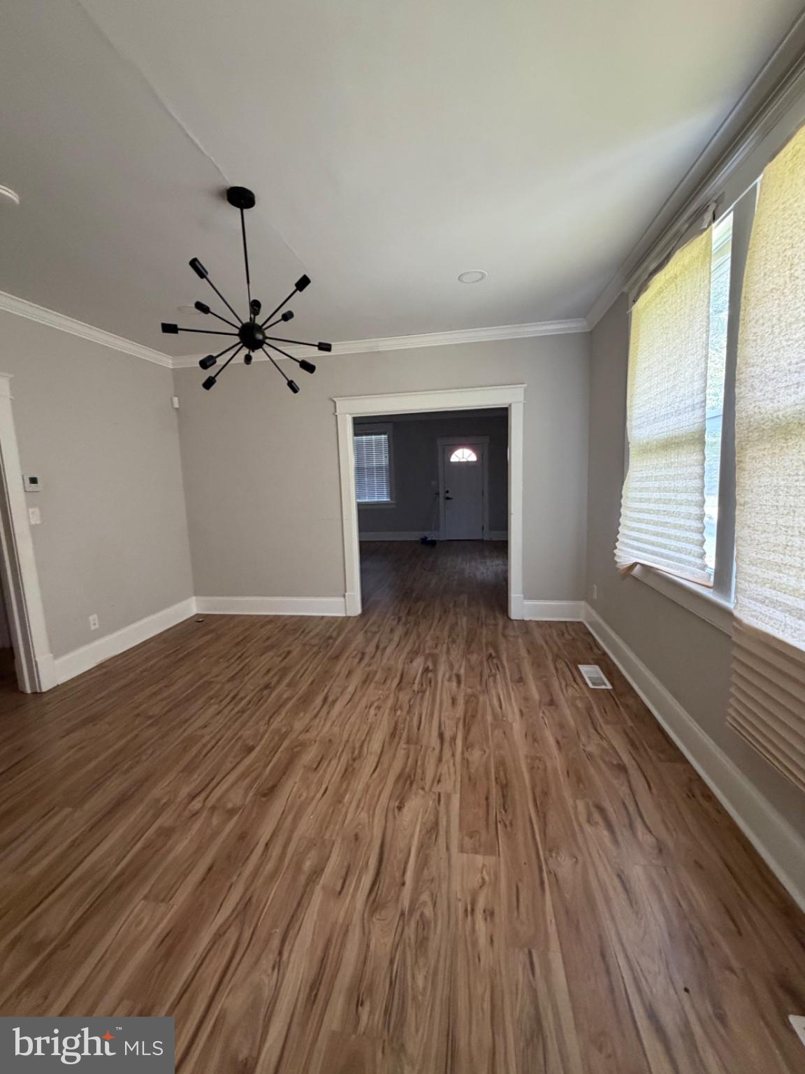 WALNUT HILL - Residential