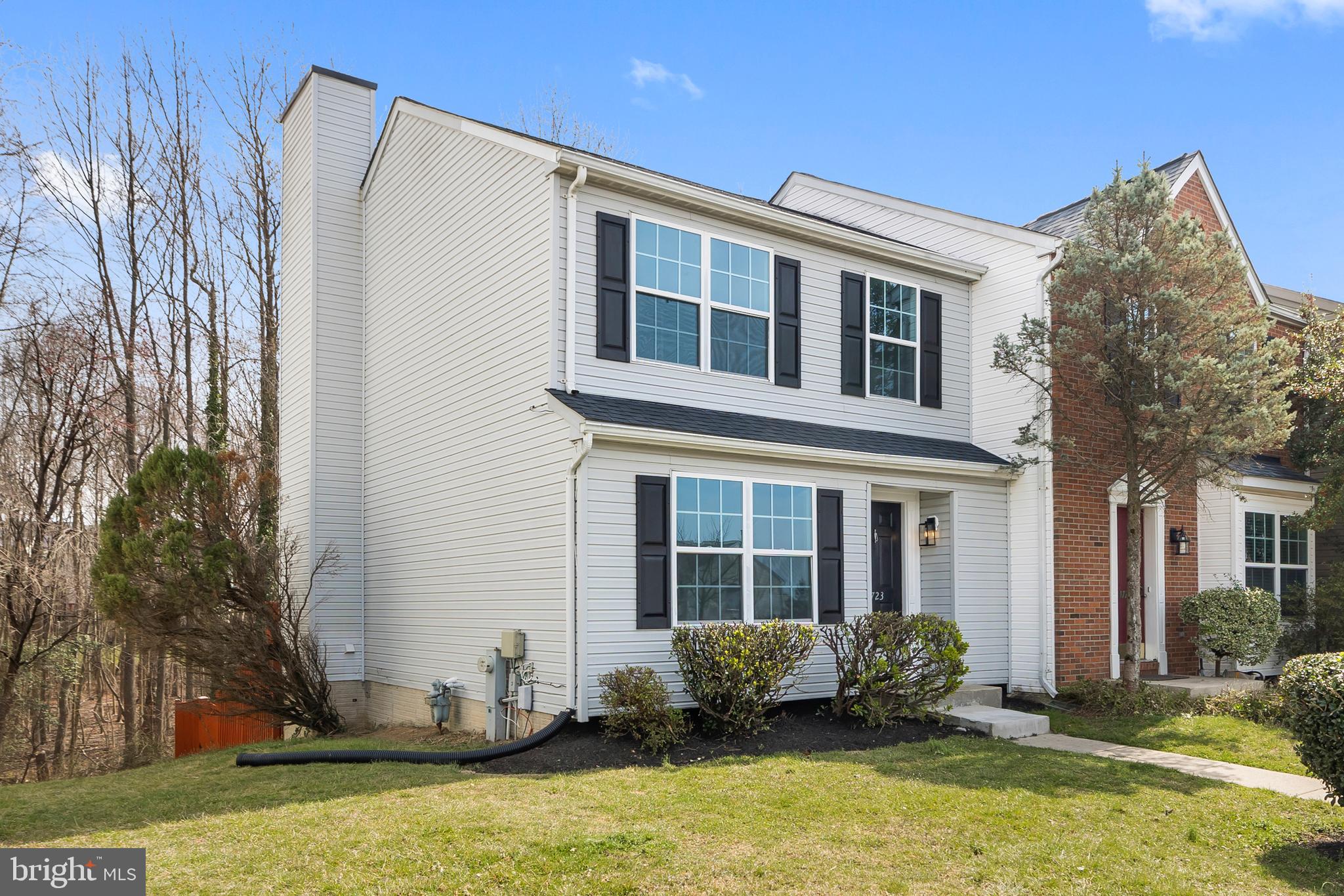 SEVEN OAKS - Residential