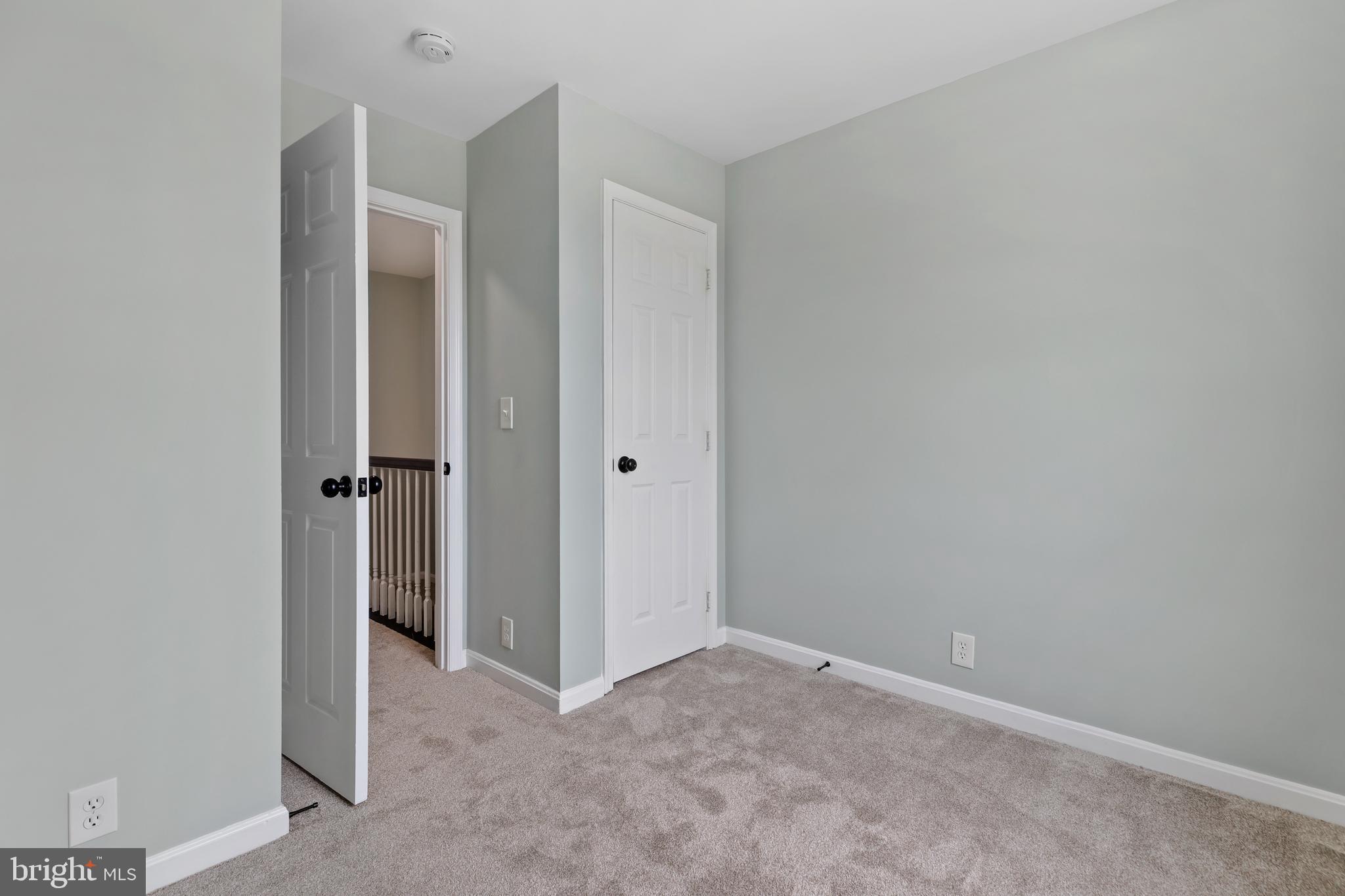 SEVEN OAKS - Residential