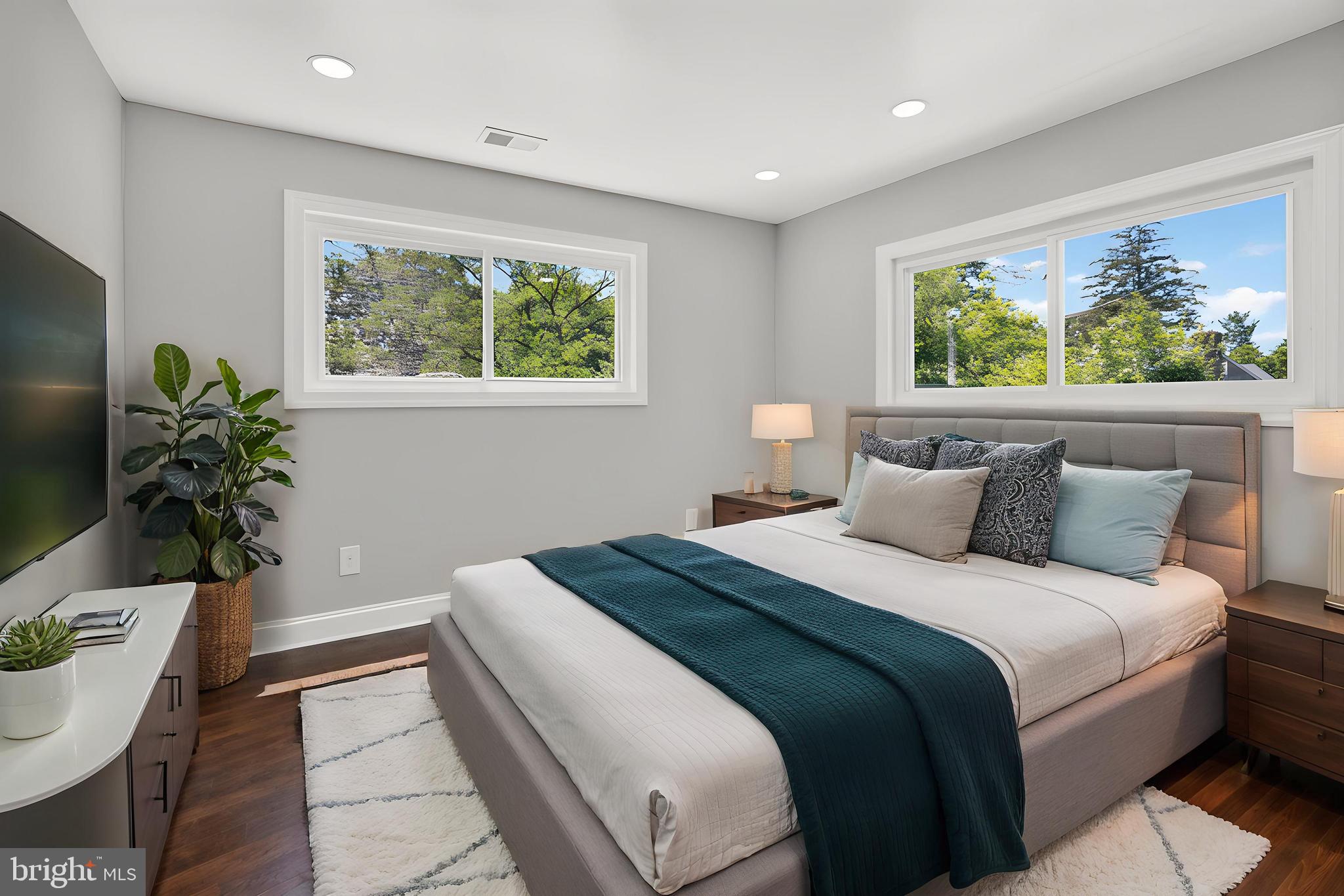 WYNNEWOOD - Residential