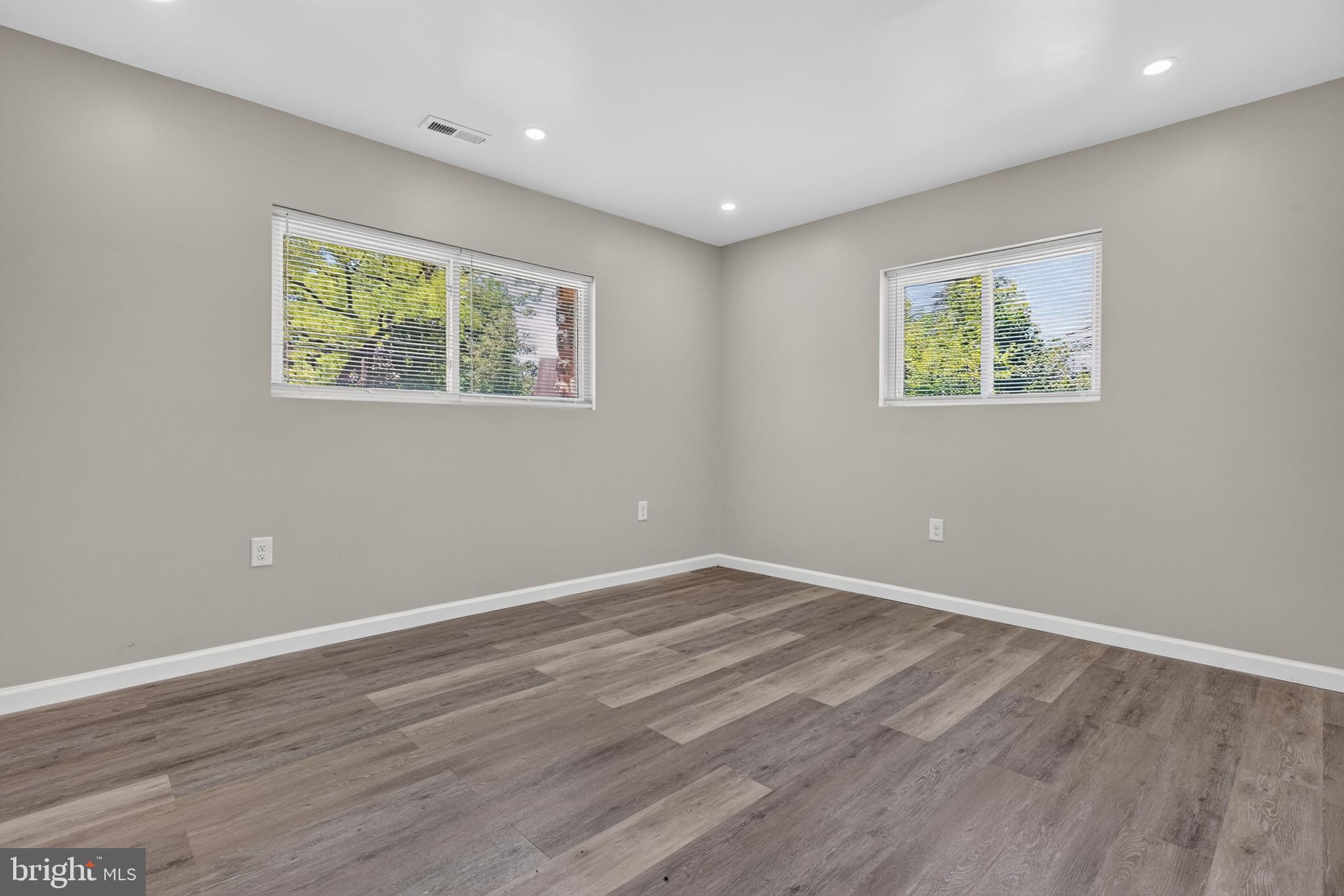 WYNNEWOOD - Residential