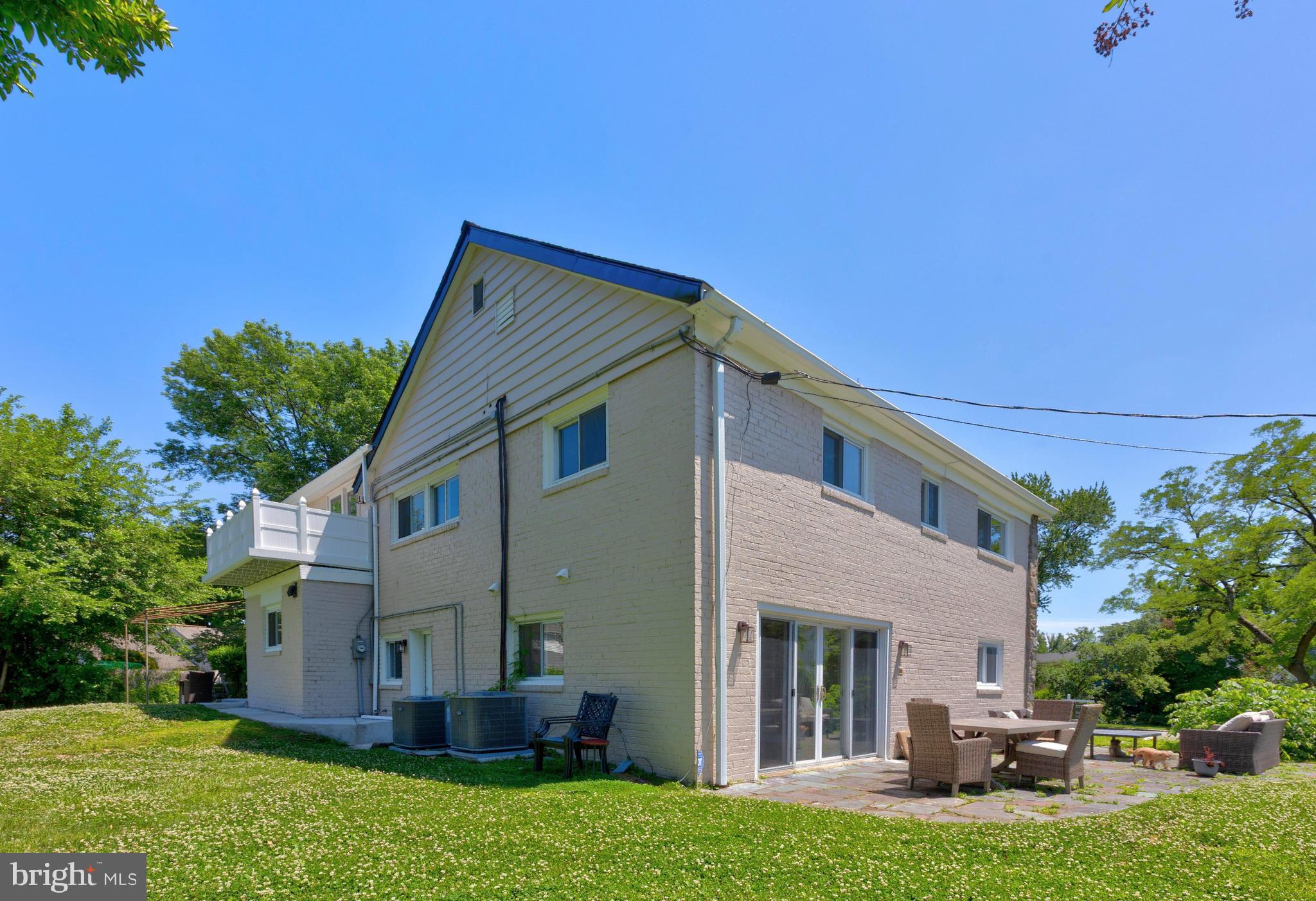 WYNNEWOOD - Residential