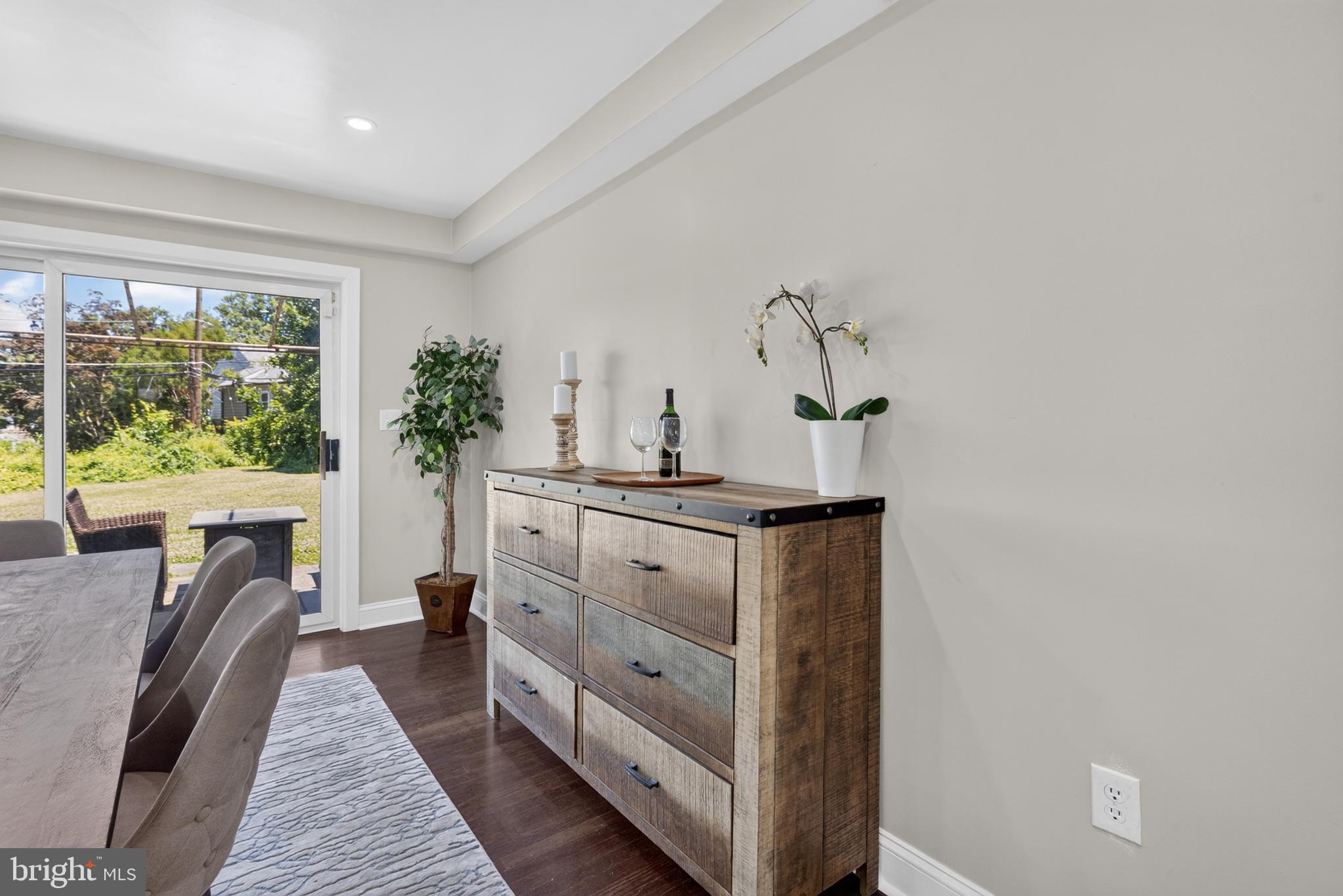 WYNNEWOOD - Residential