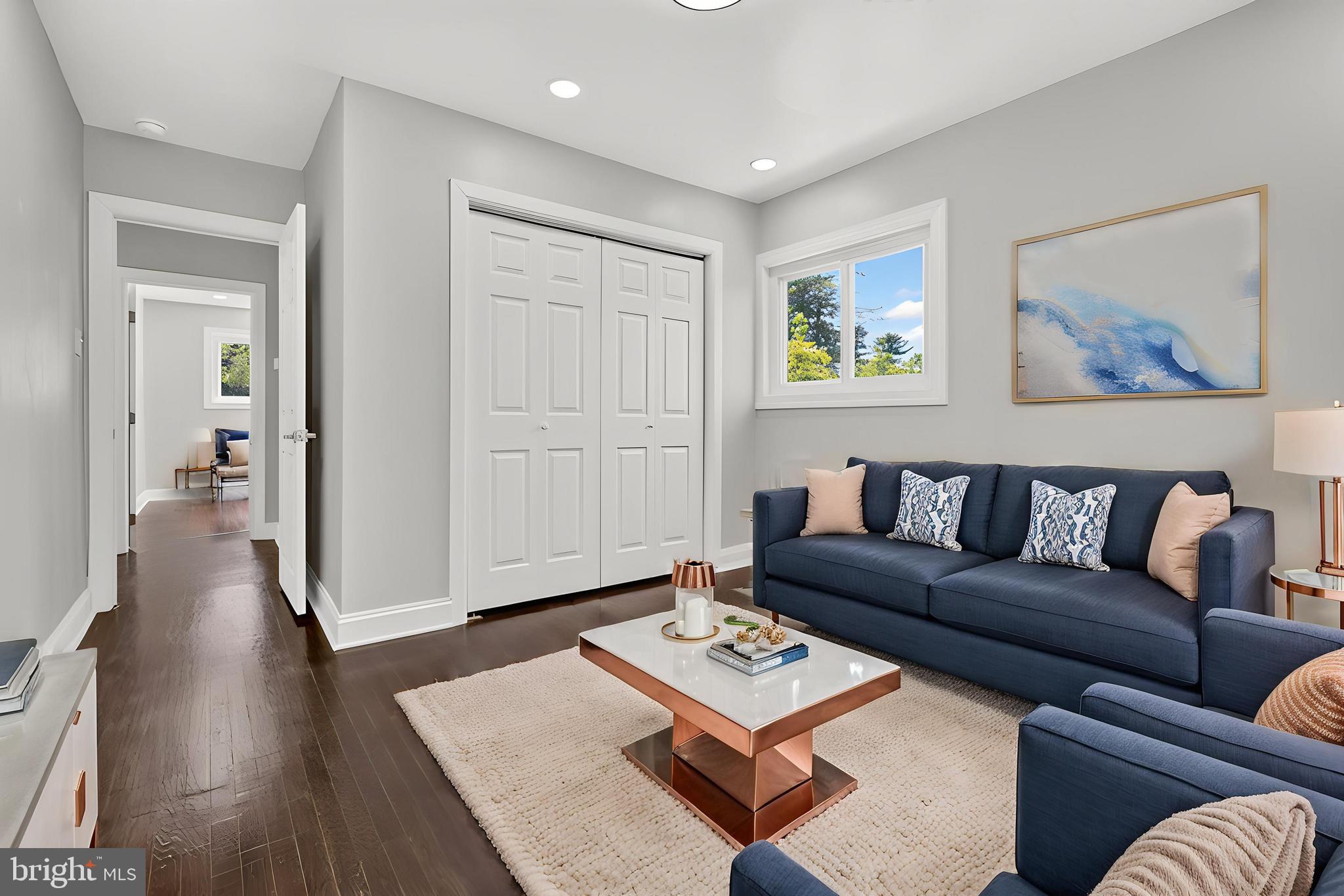 WYNNEWOOD - Residential