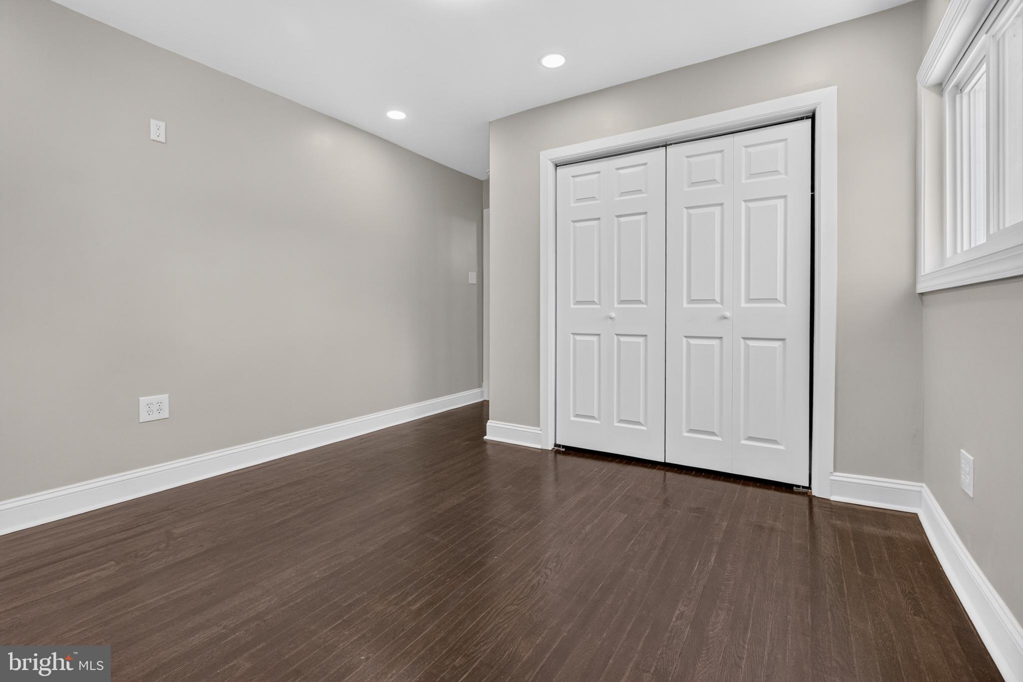 WYNNEWOOD - Residential
