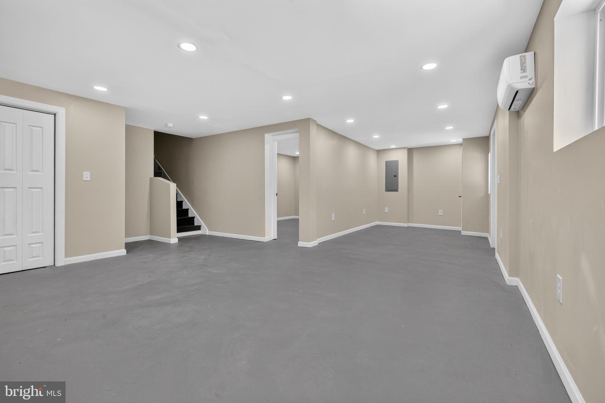 WYNNEWOOD - Residential