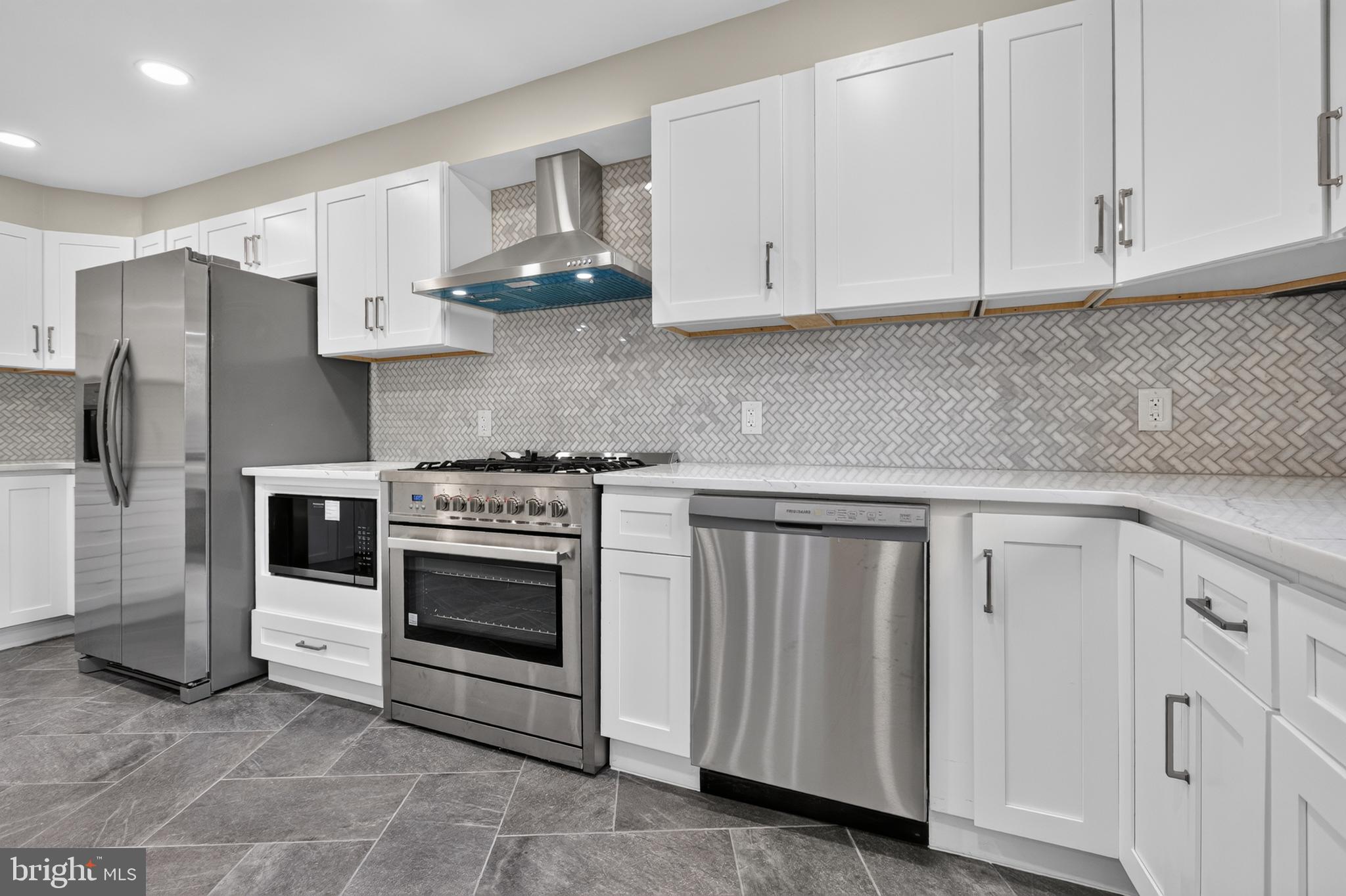 WYNNEWOOD - Residential