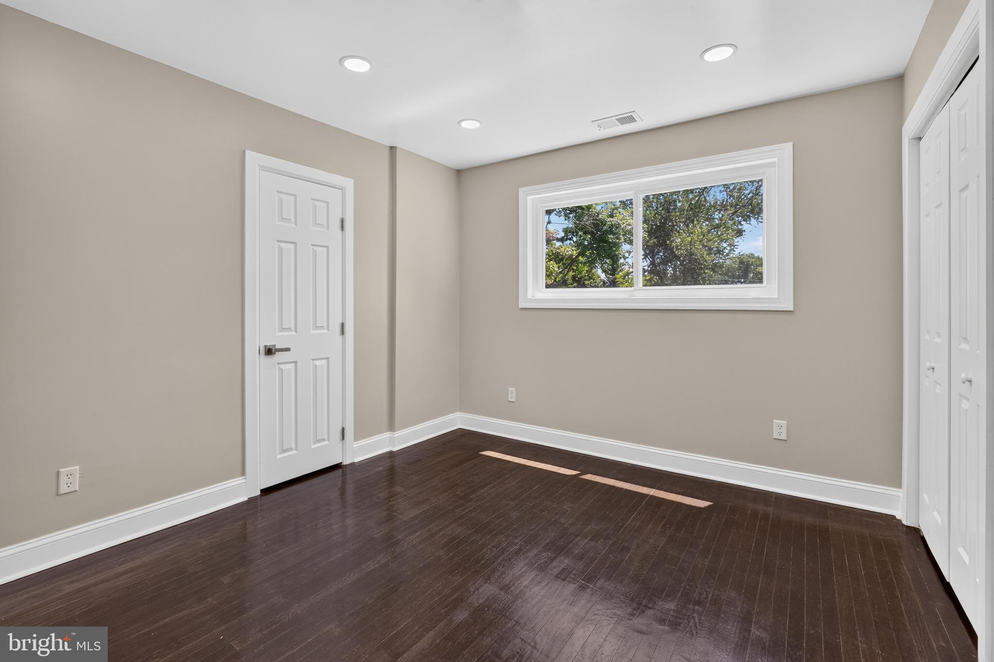 WYNNEWOOD - Residential